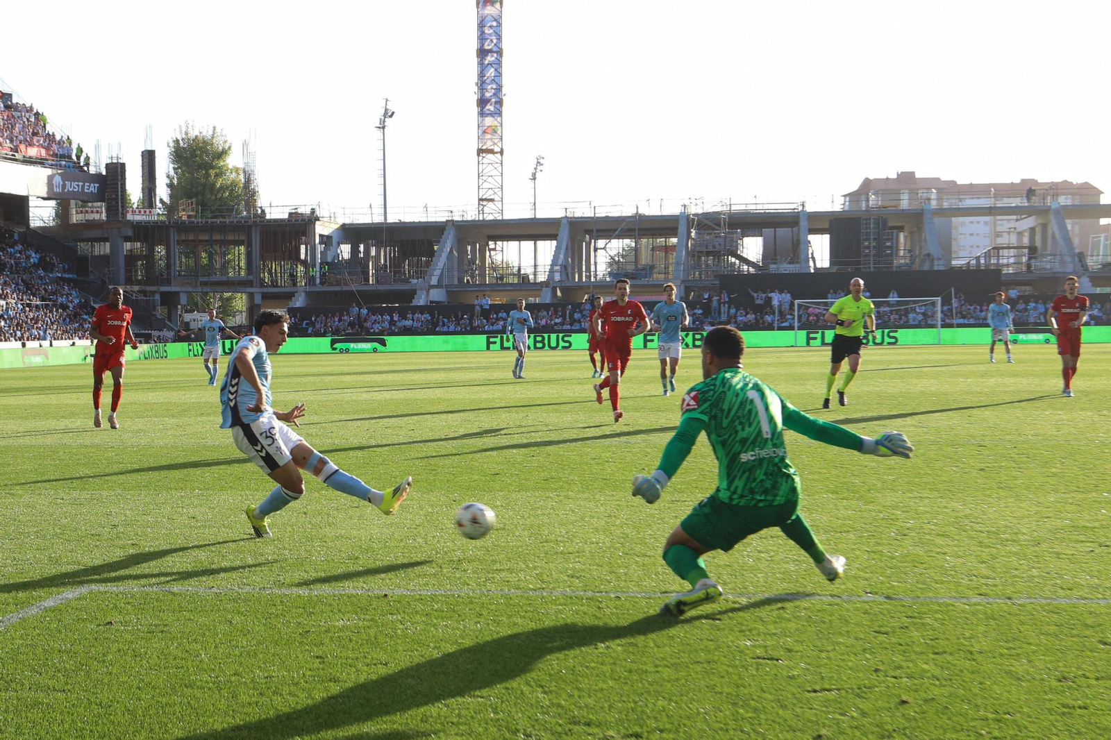 Galería | La goleada del Friburgo puso fin al sueño europeo del Celta