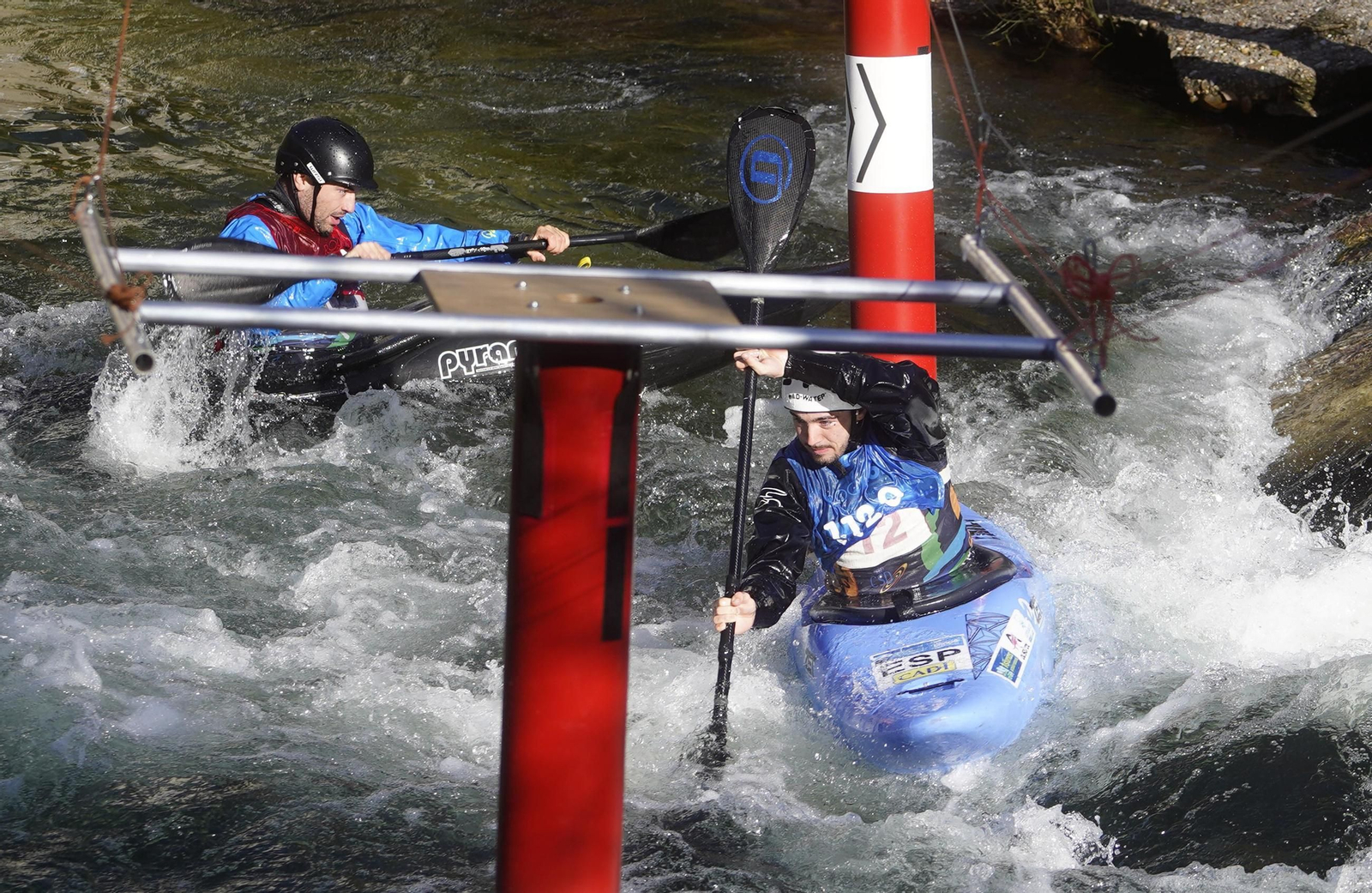 Galería | Mondariz Balneario acogió el Gallego de slalom y kayak cross
