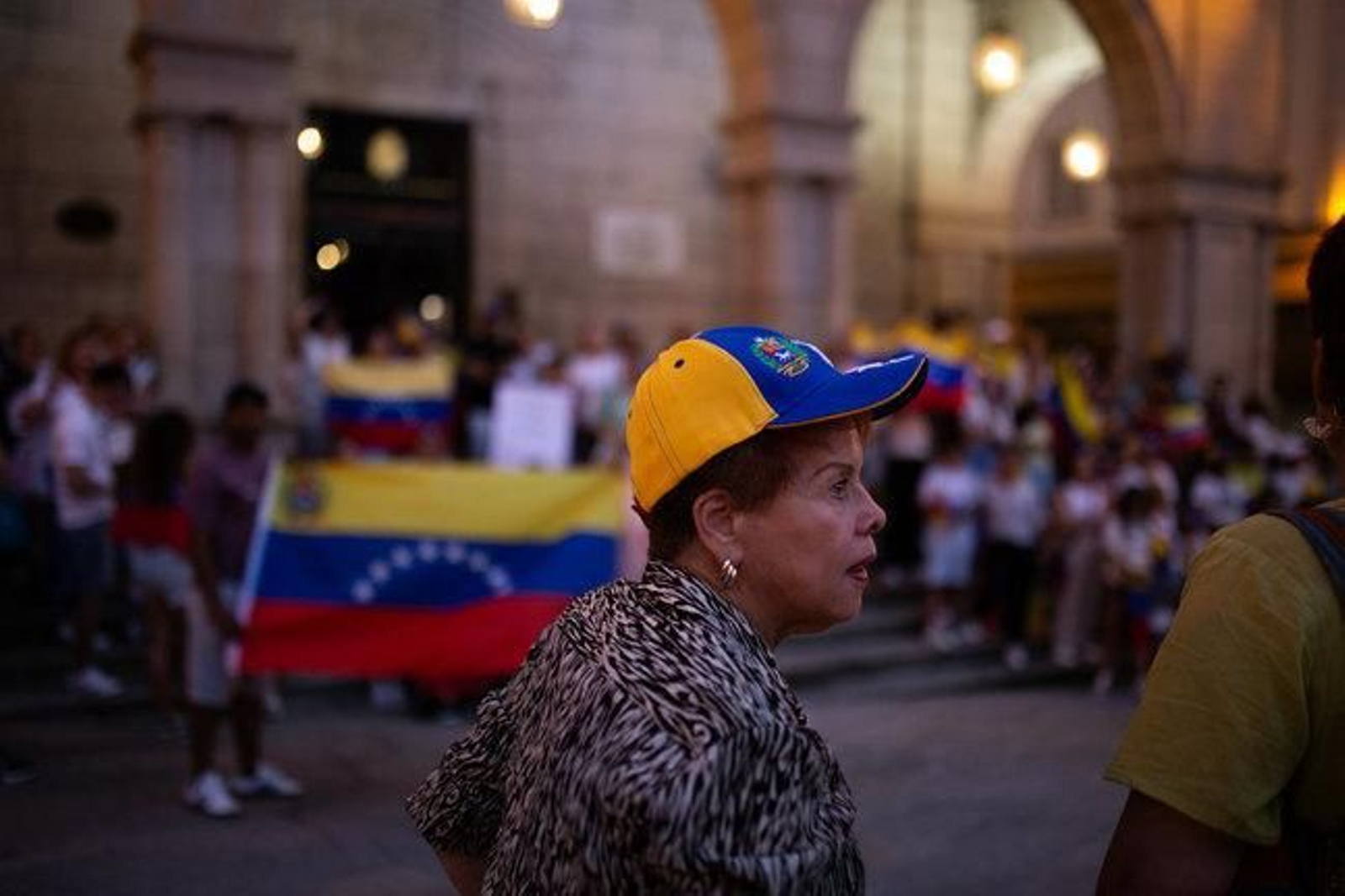 Protestas en la Plaza Mayor de Ourense. Fotógrafa: Sandra Iglesias.