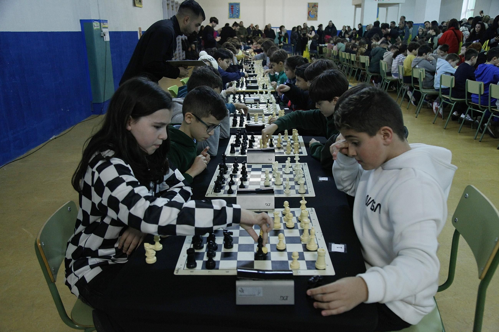 Galería |  El ajedrez, protagonista del fin de semana en Ourense