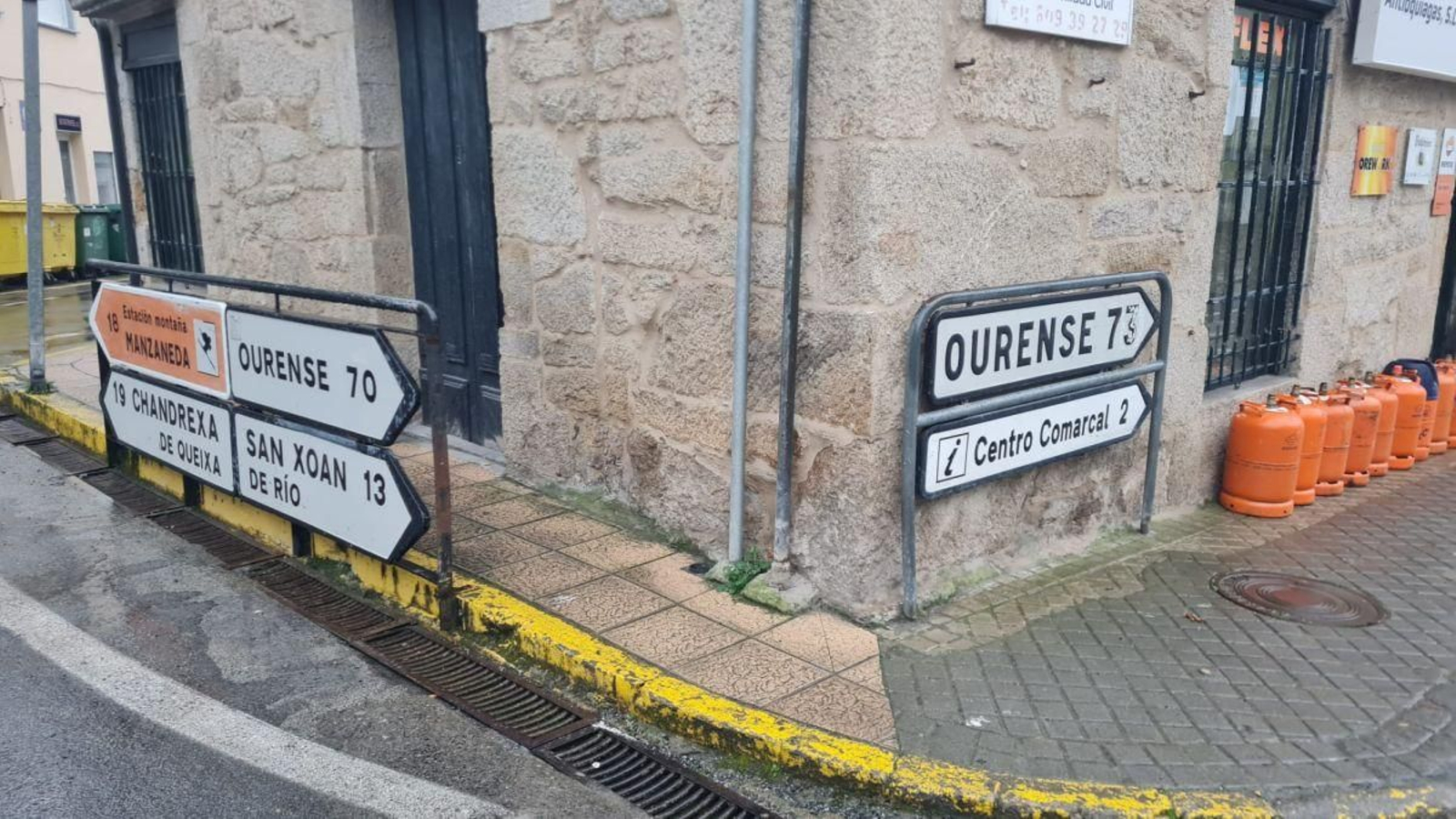 Indicaciones hacia Ourense desde A Pobra de Trives