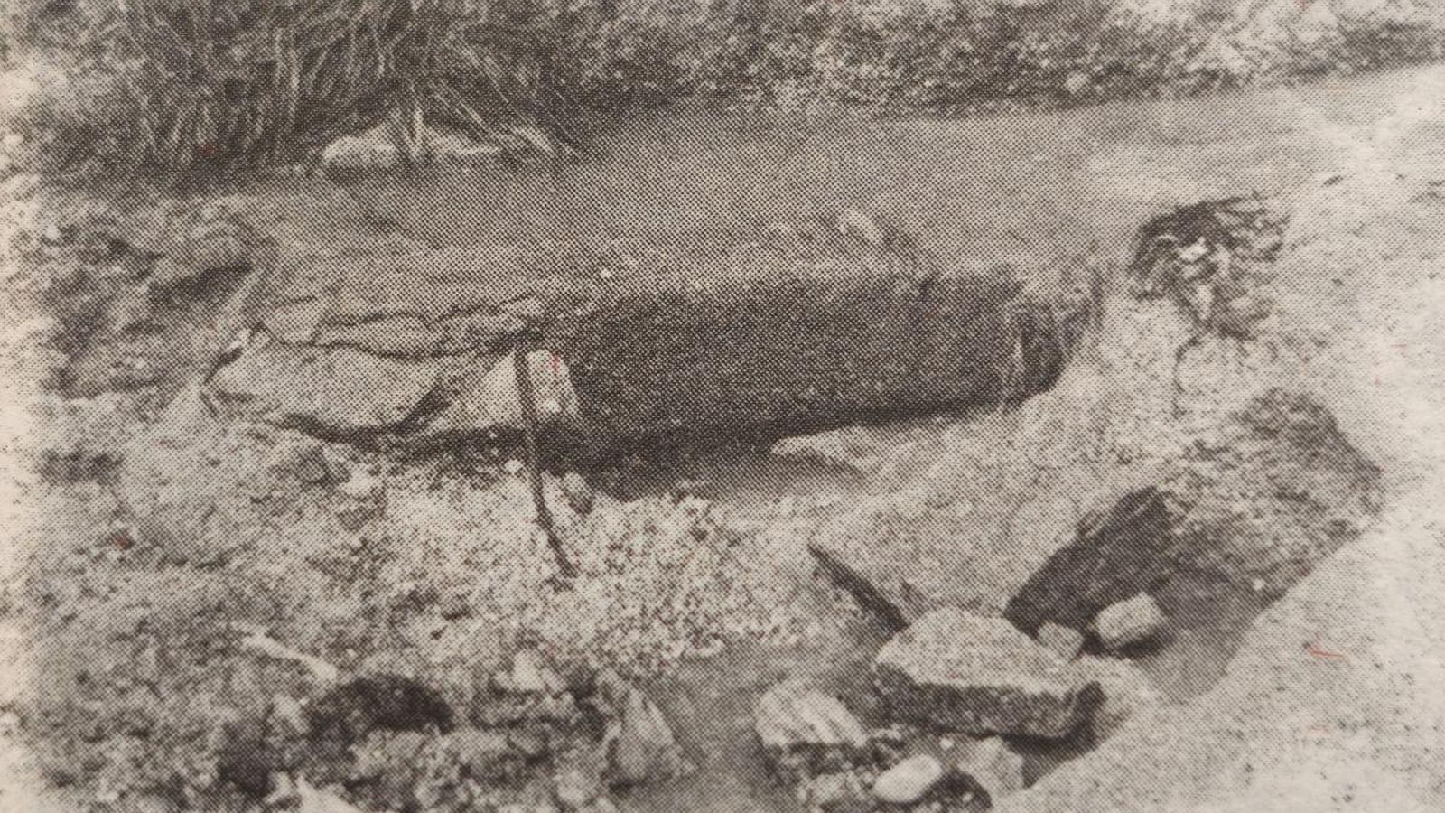 La alcantarilla rota.