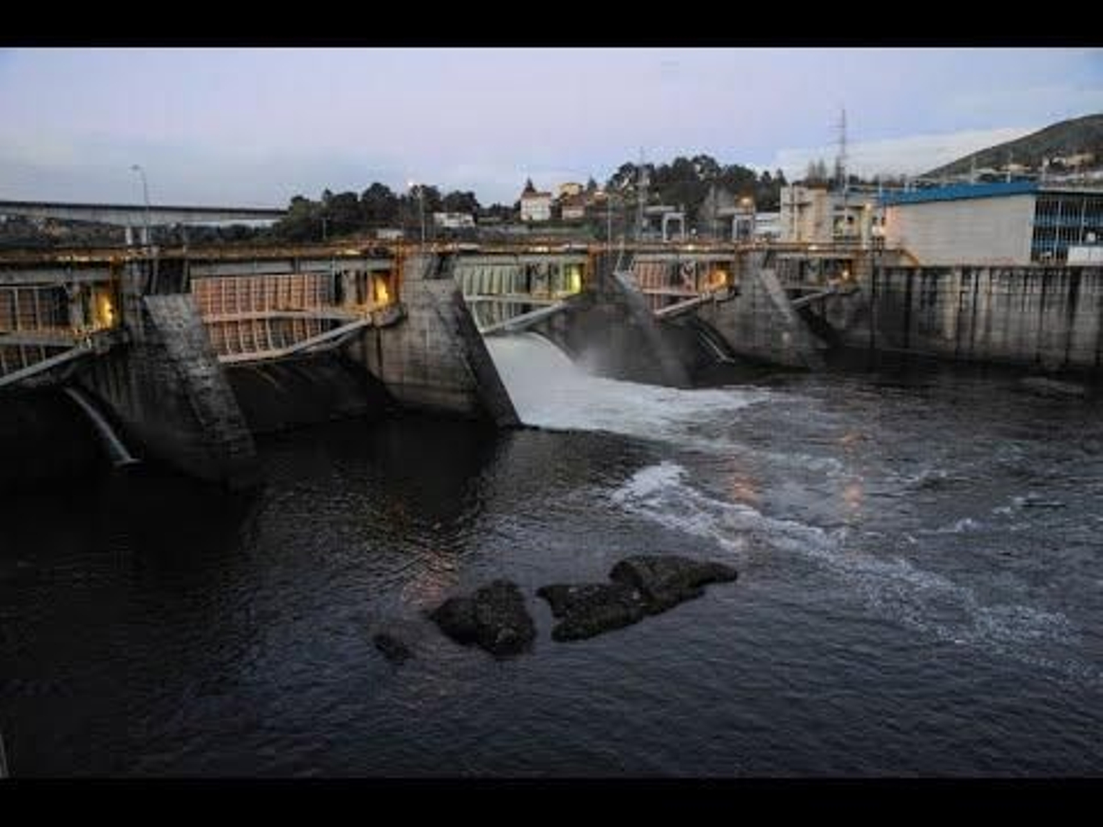 Así sonó la sirena de la presa de Velle