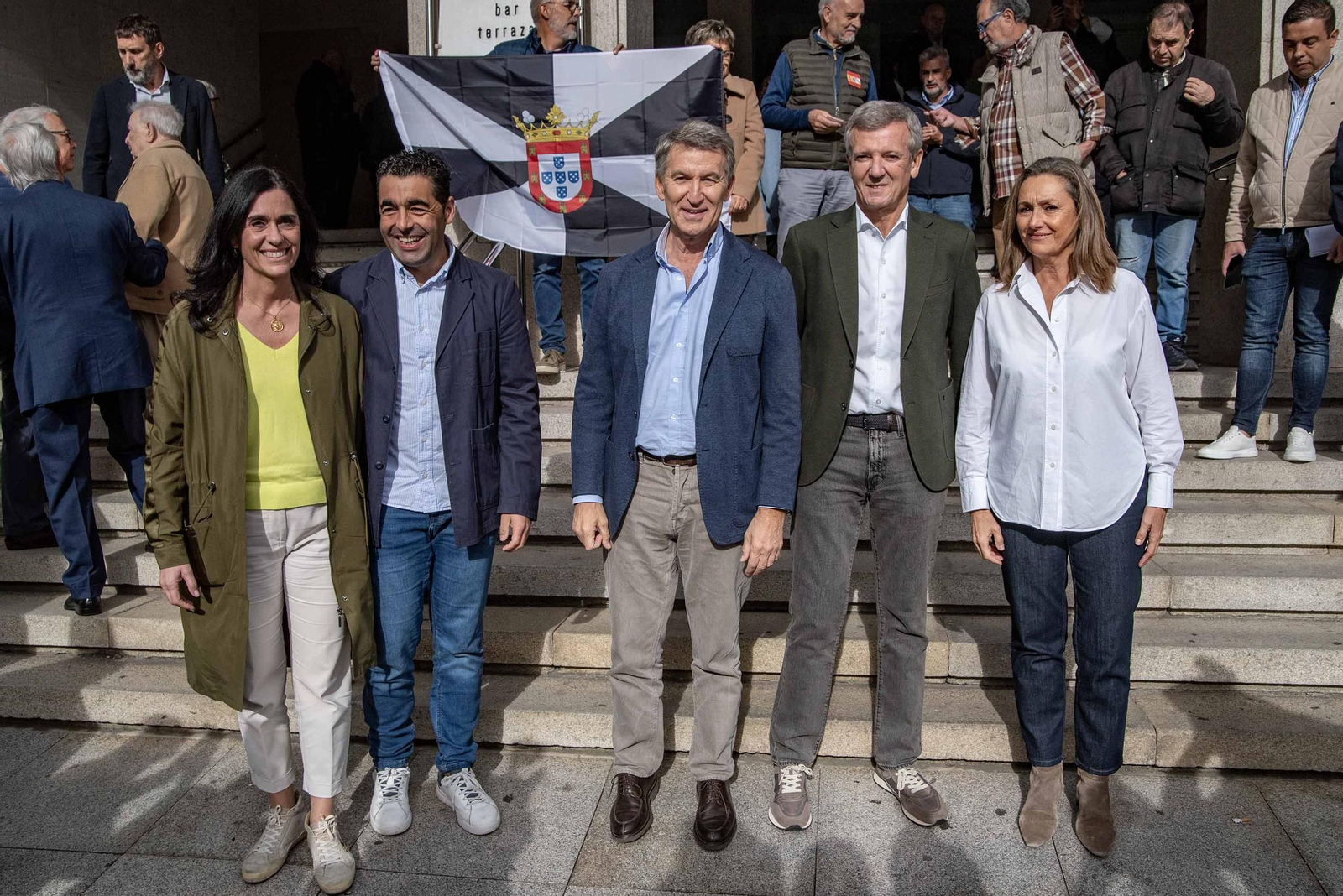 Galería | Feijóo hace parada en Vigo con la precampaña electoral del 29-N