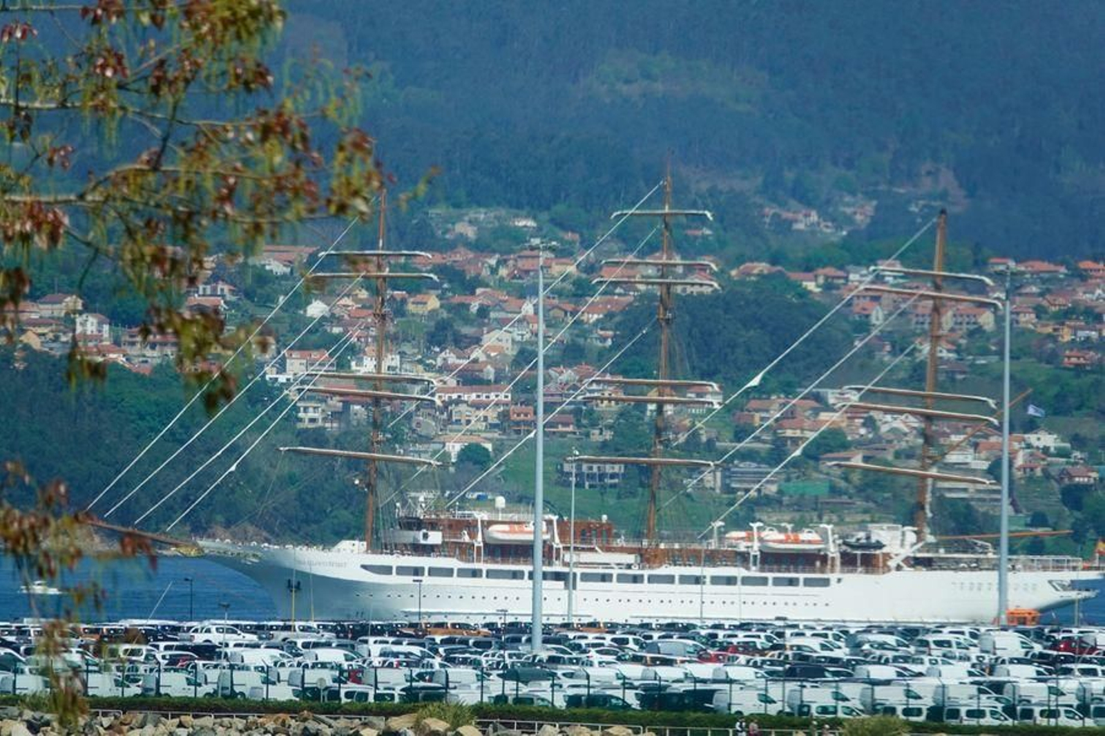 El mayor Velero del mundo en la Ría de Vigo _ Vicente1