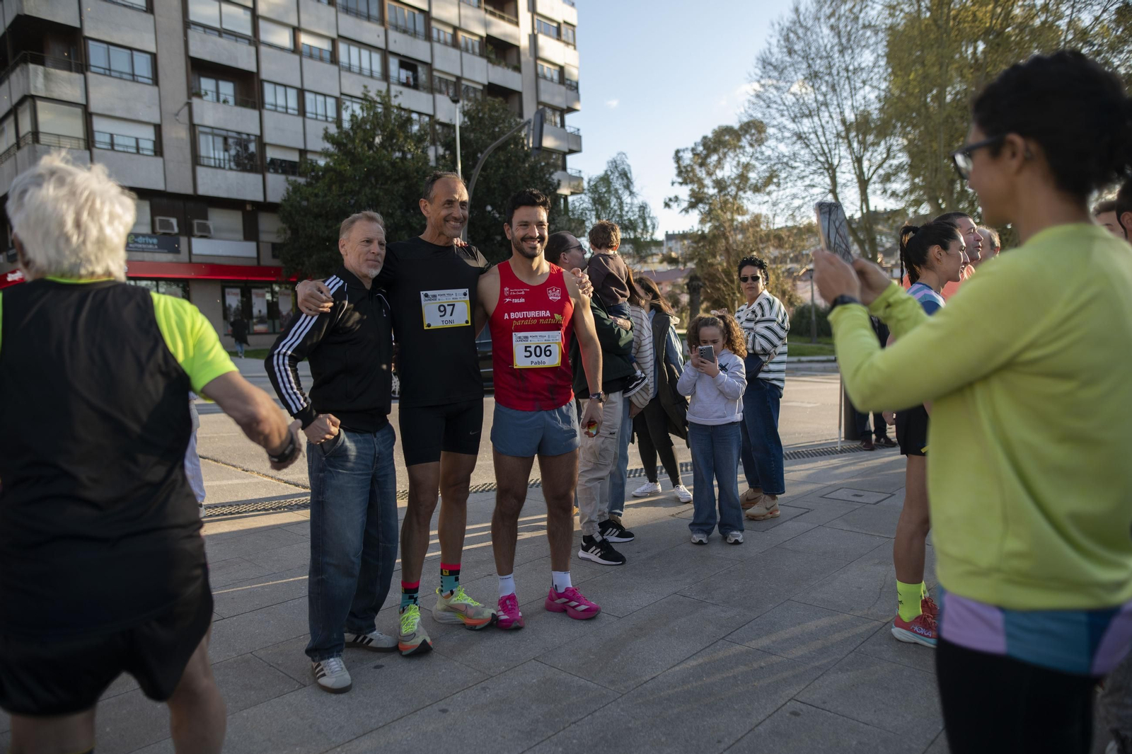 Galería | Ourense disfruta de una edición más de su carrera nocturna