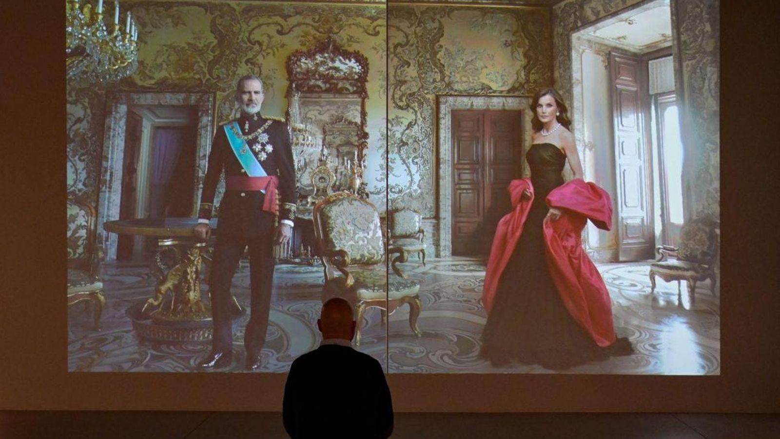 Fotografía de los reyes de España.