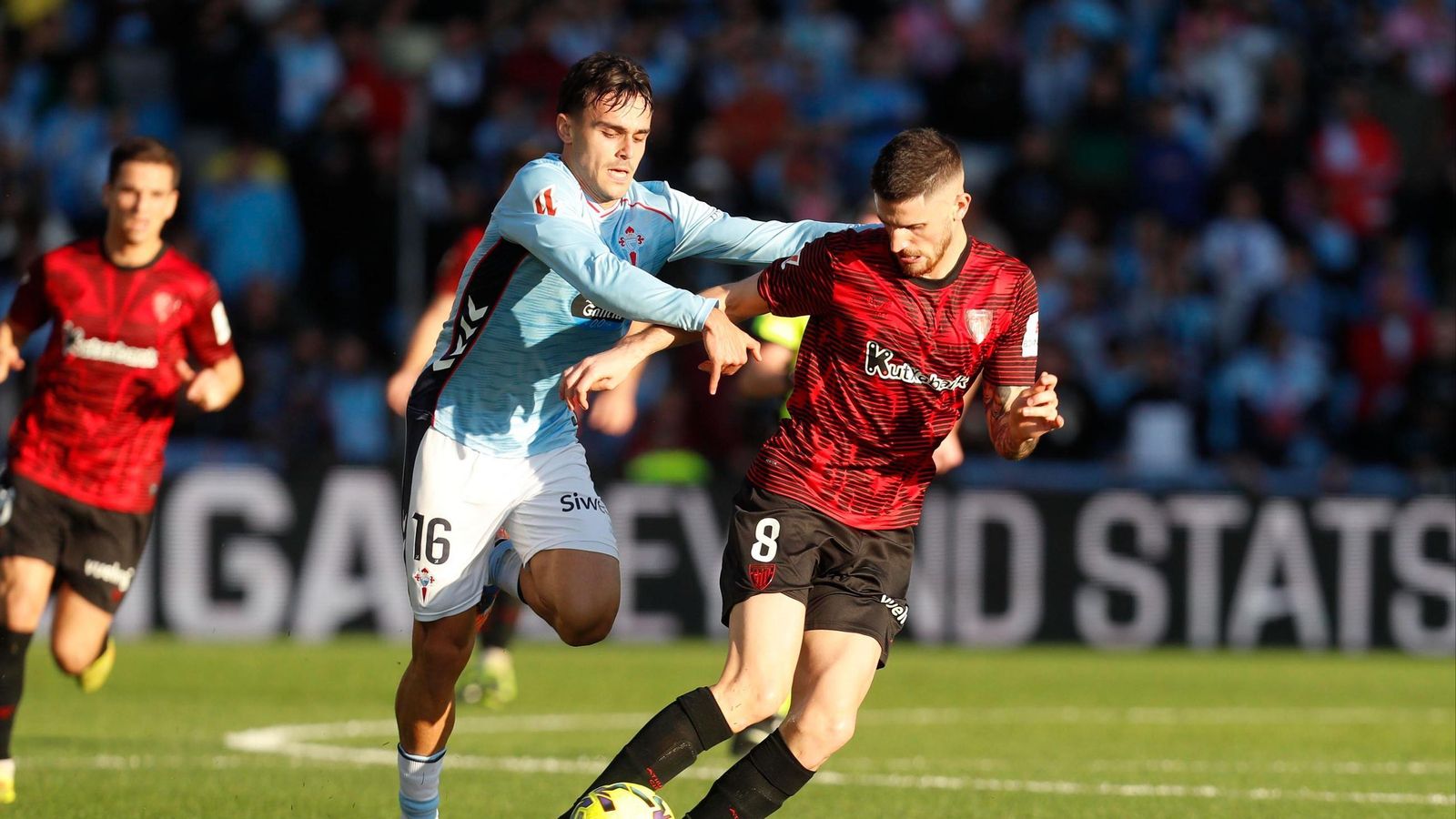 El Celta y el Athletic se enfrentan en Balaídos