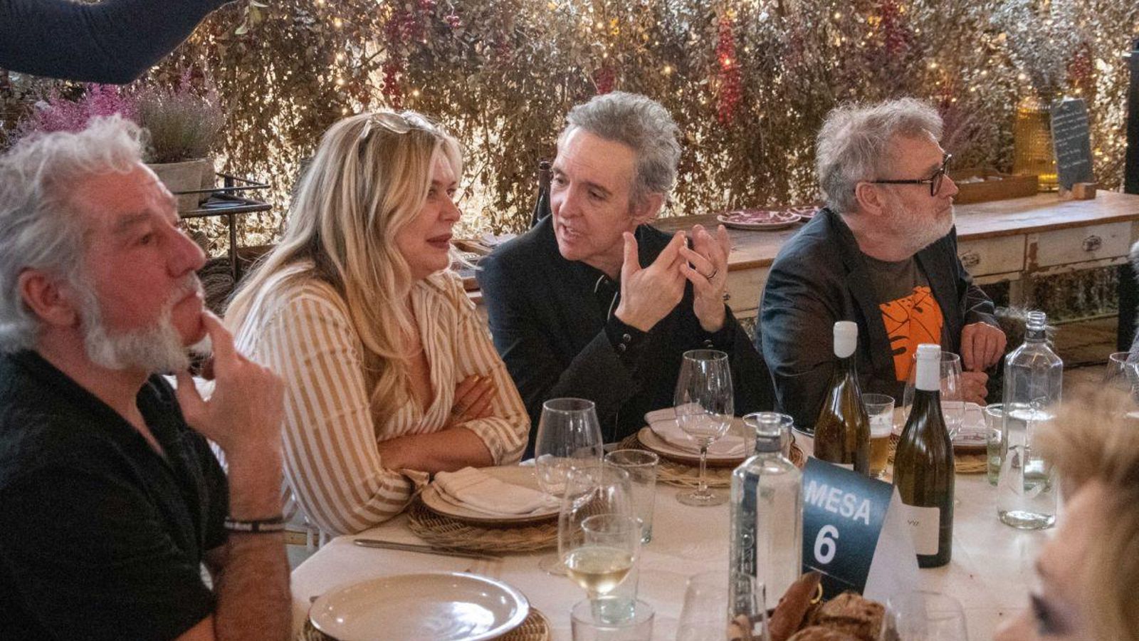 Sergio Pazos, entre famosos invitados por Discarlux.