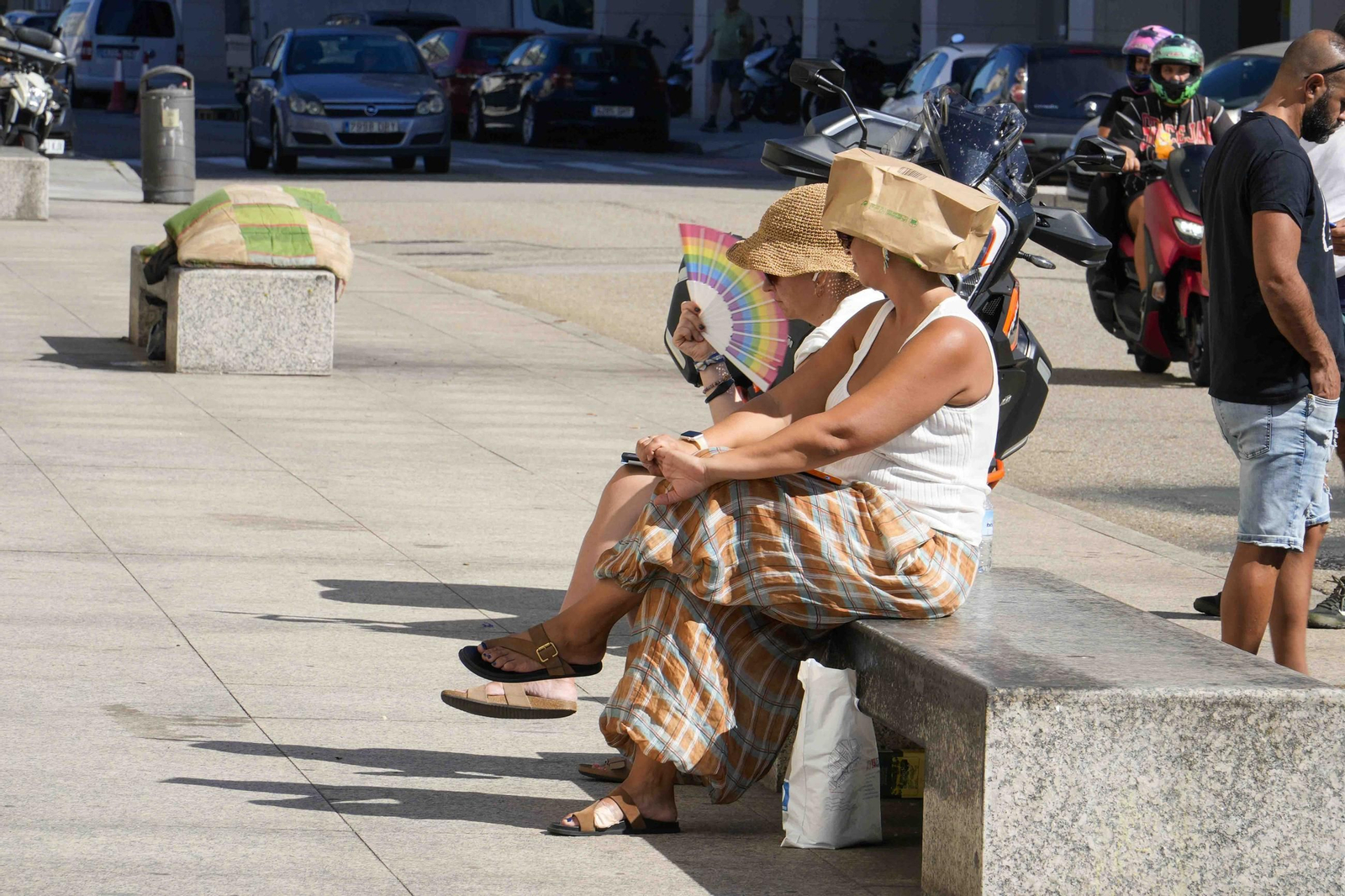 Galería | Infinitas colas por una entrada para Arde Bogatá en Vigo