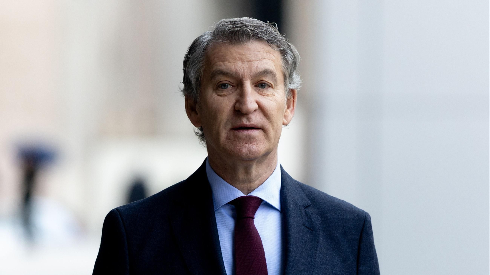 El presidente del PP, Alberto Núñez Feijóo, durante un desayuno informativo organizado por La Razón