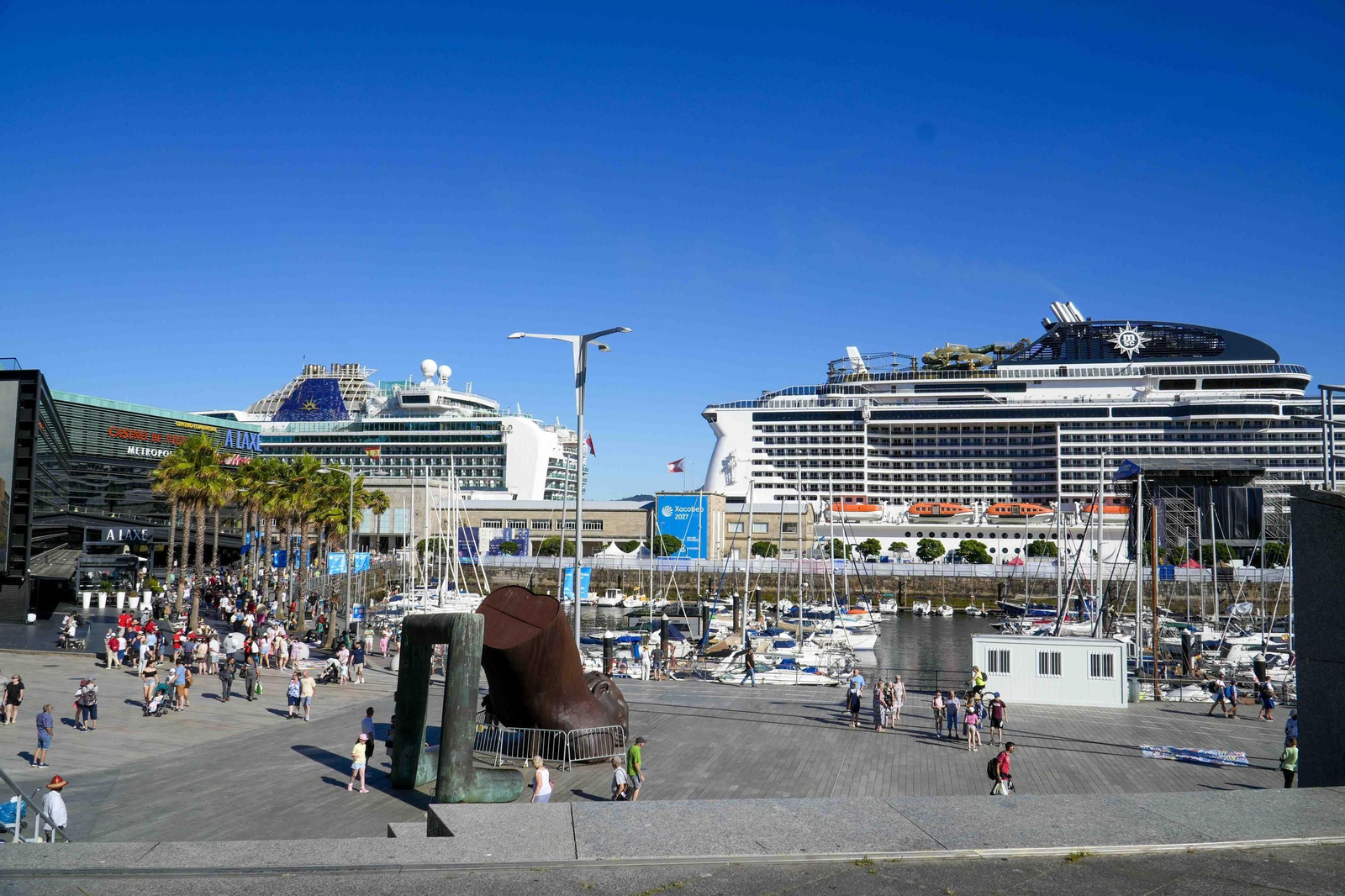Vigo afronta el reto de los súper cruceros: el tamaño medio supera los 300 metros