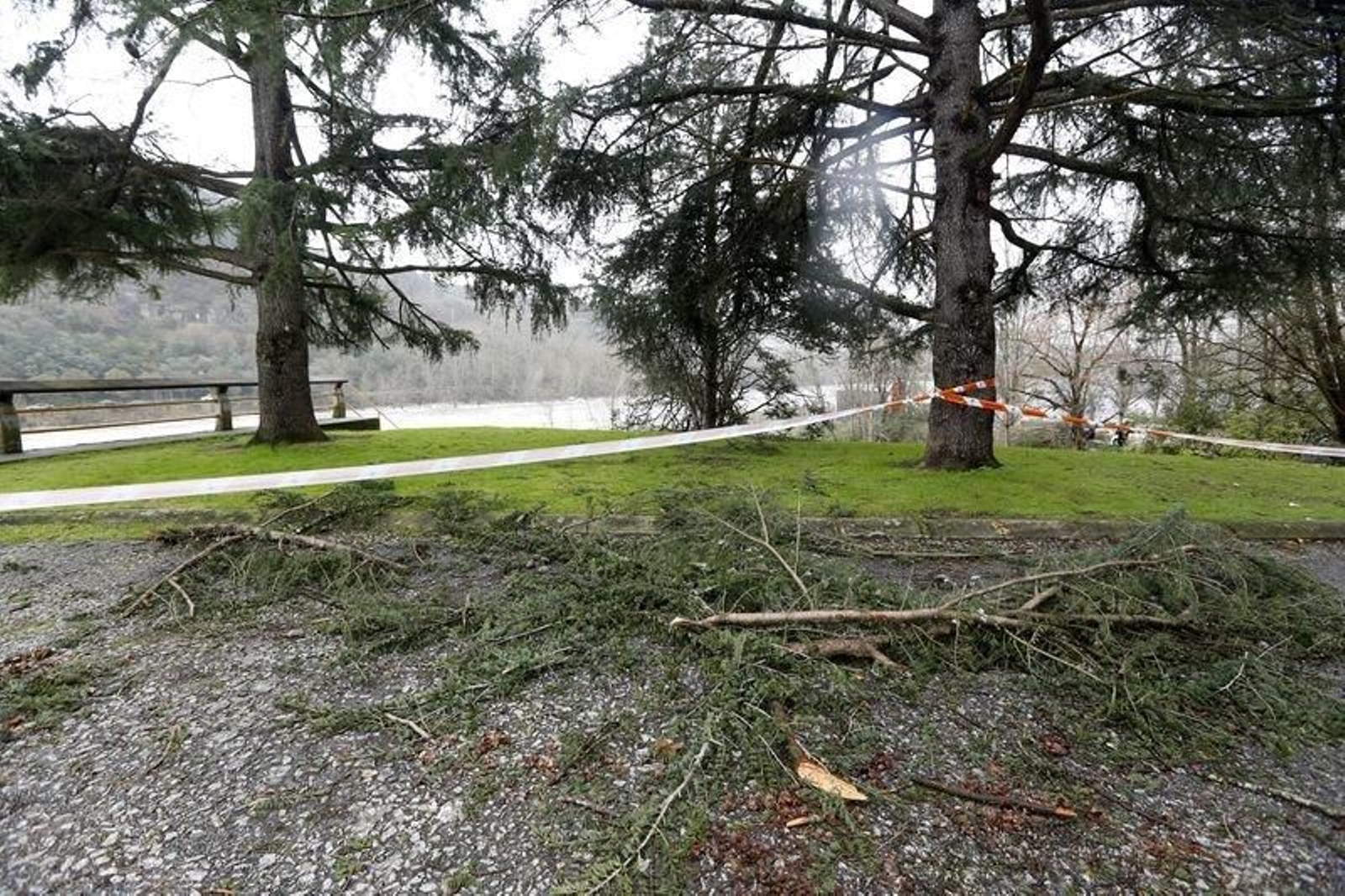 Daños en Oira por el temporal.