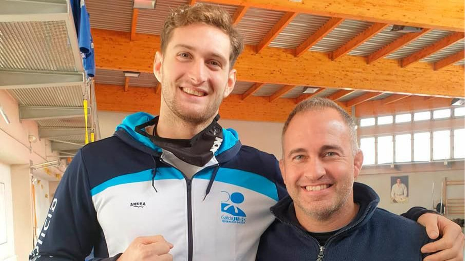 El profesor del Famu y del CGTD de Pontevedra posa con el campeón del mundo Nikoloz Sherazadishvili.