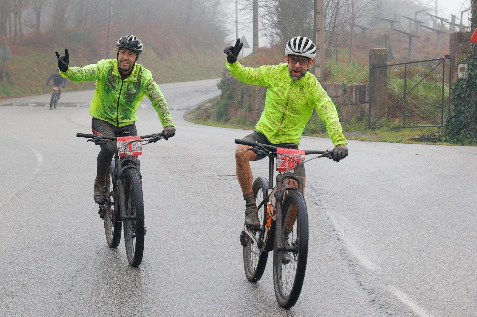 Galería | Decenas de ciclistas participan en la Gran Bikedada de Vigo