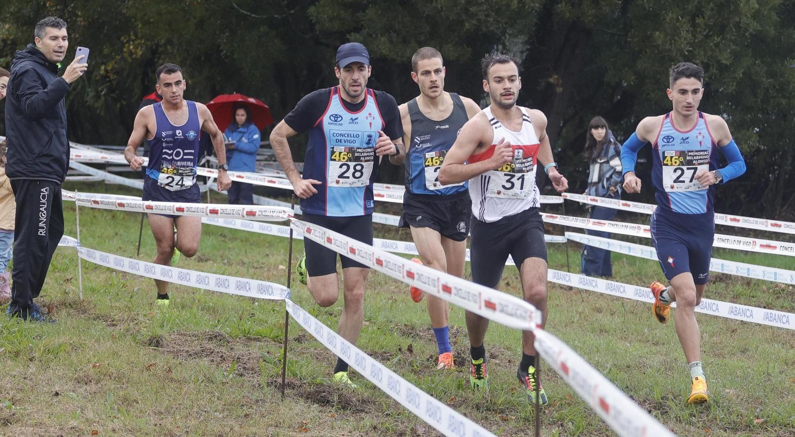 Galería | Pequeños y mayores se divierten en el Cross Belarmino Alonso