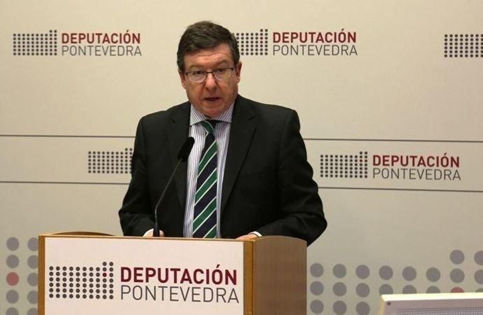 El concejal vigués, López Font, durante su comparecencia en Pontevedra.