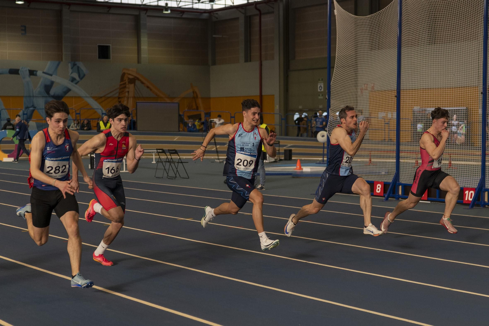 Galería |  El Atletismo Gallego corona a sus primeros campeones de la temporada indoor