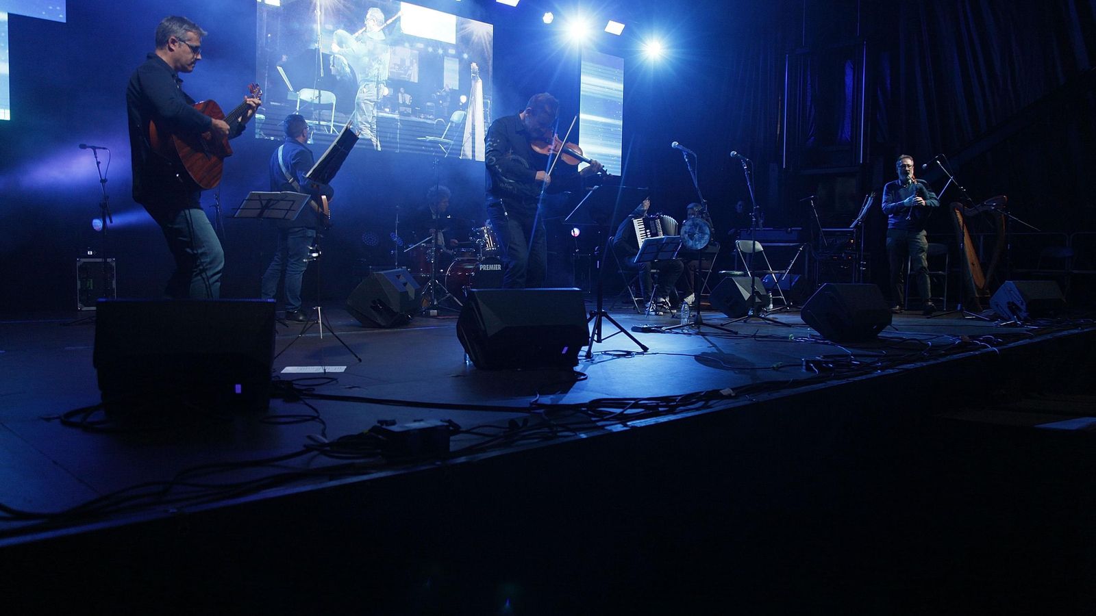 Galería | Cabezudos, castañas y bollo preñado para disfrutar de los magostos en la ciudad