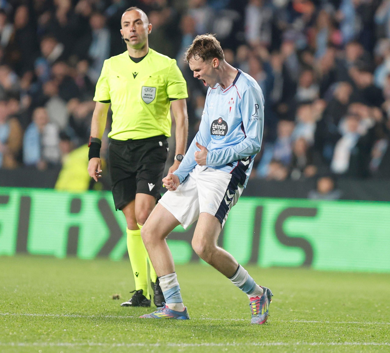 Galería | El Celta y el PAOK hacen vibrar Balaídos