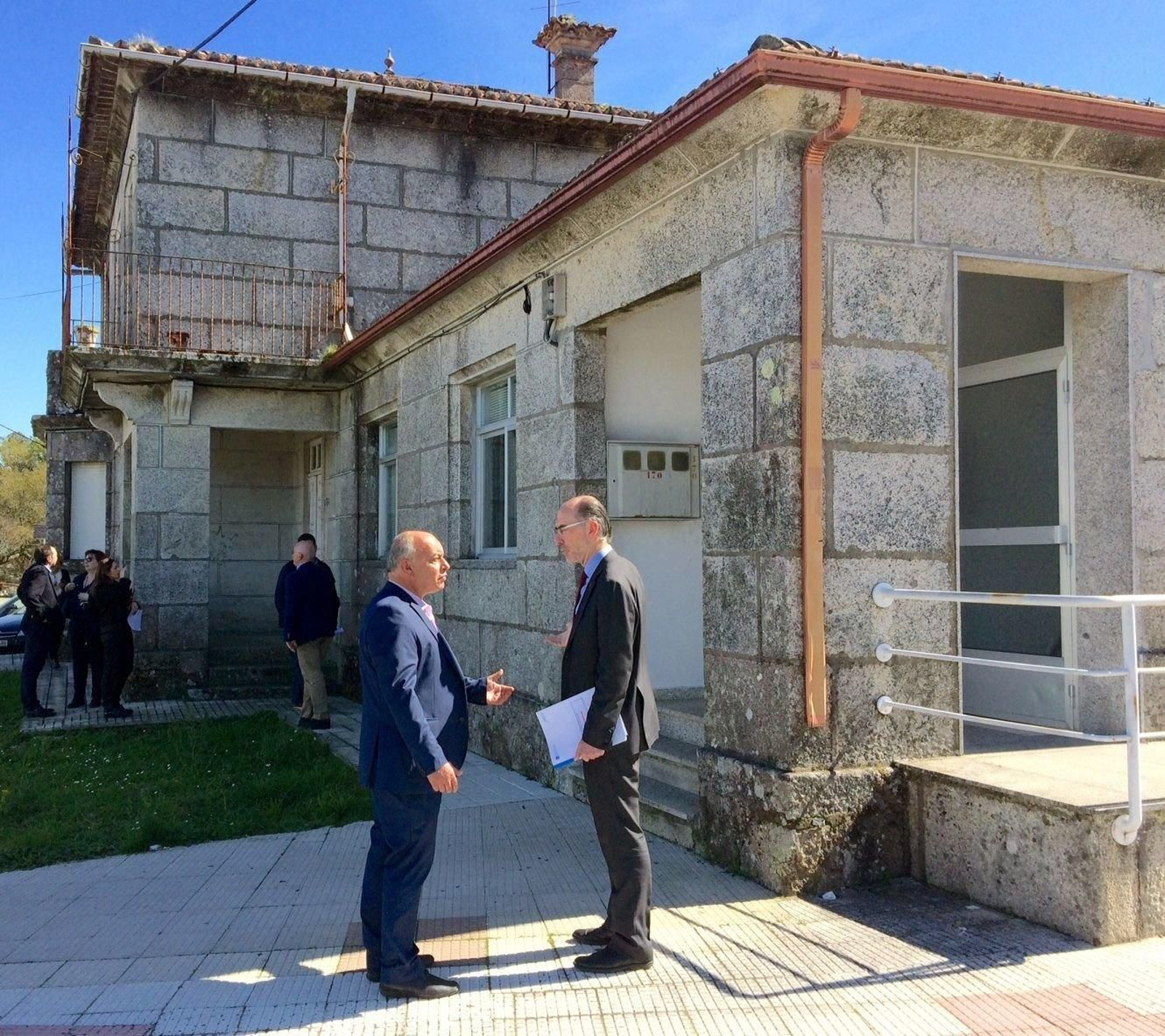 pazos-de-borb-n-ampliar-el-edificio-del-centro-de-salud
