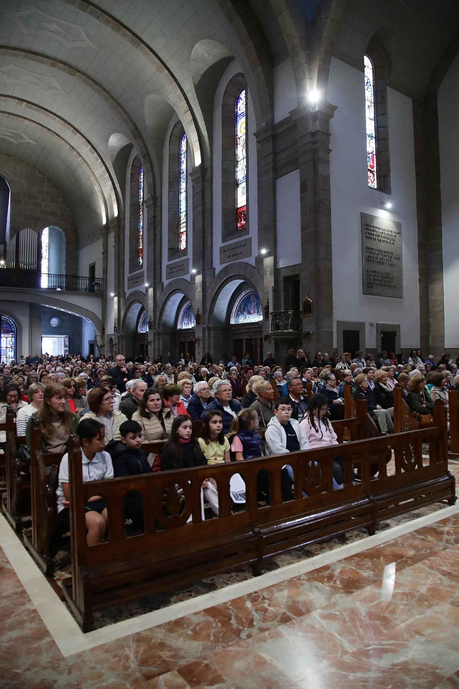 La misa infantil ha servido como pistoletazo de salida para los momentos de mayor intensidad