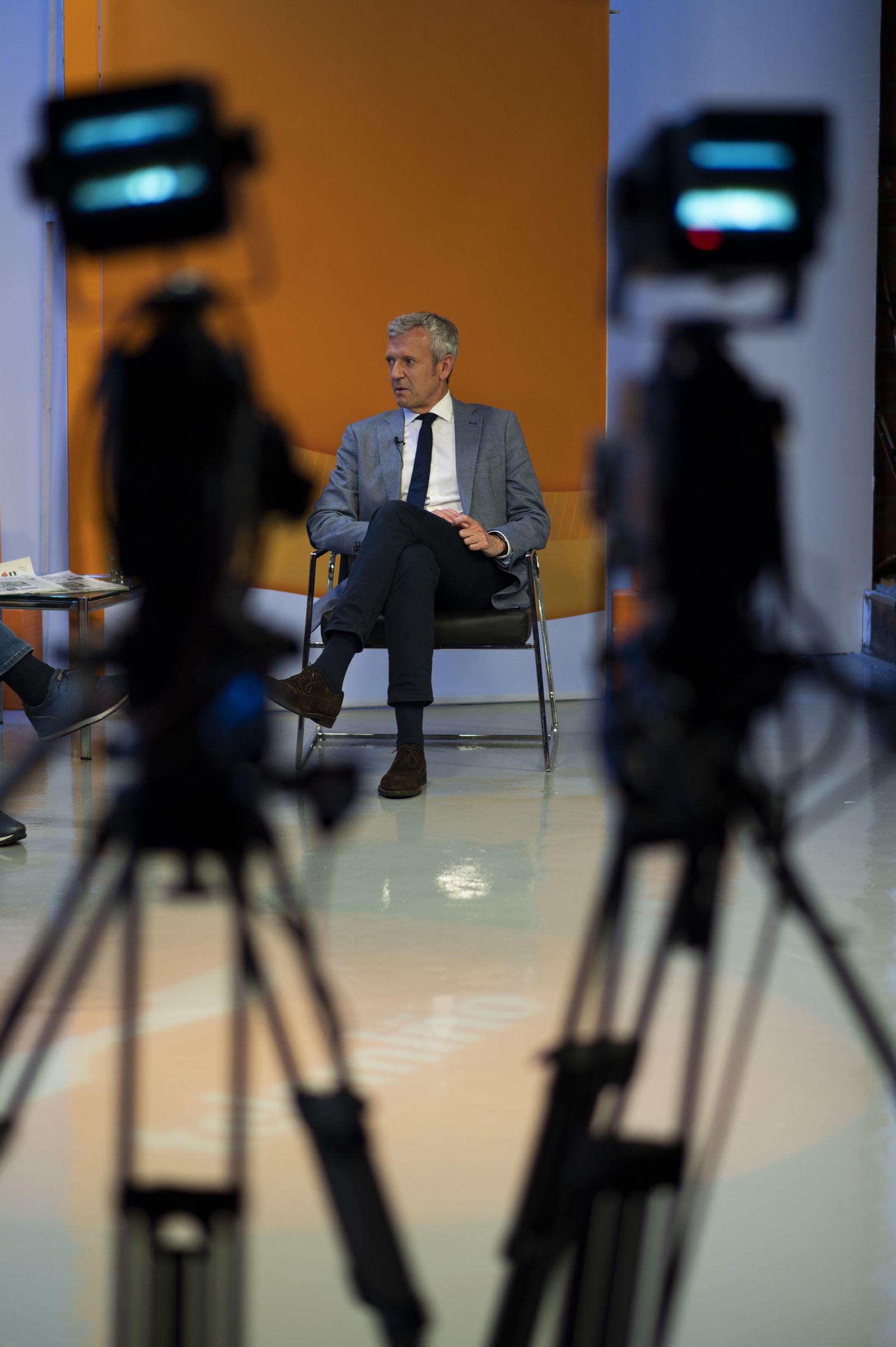 San Cibrao das Viñas 4/6/21 Entrevista a Alfonso Rueda en La Región  Fotos Martiño Pinal