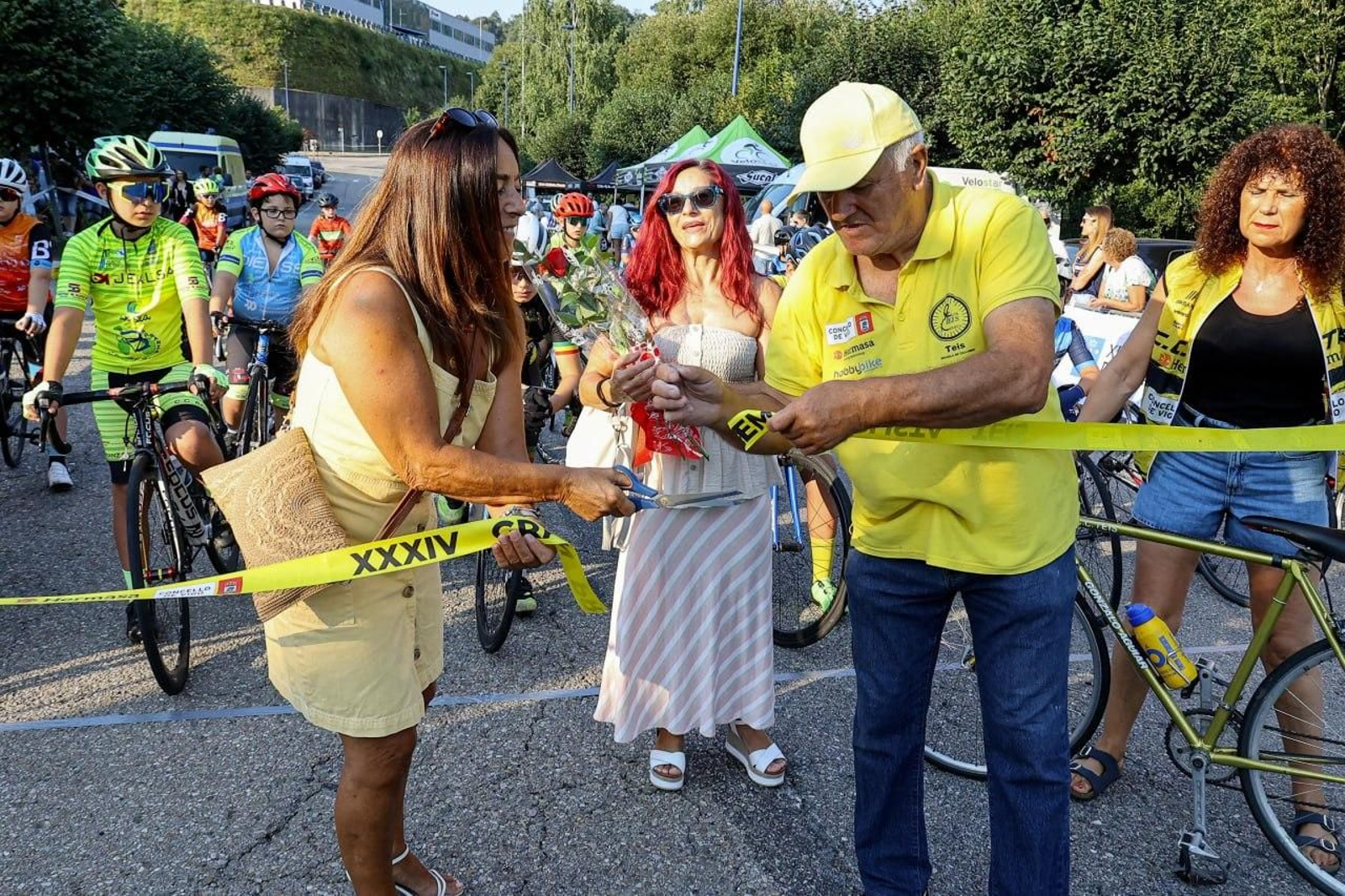 Galería | El Gran Premio Ciclista de Teis madruga para esquivar el calor