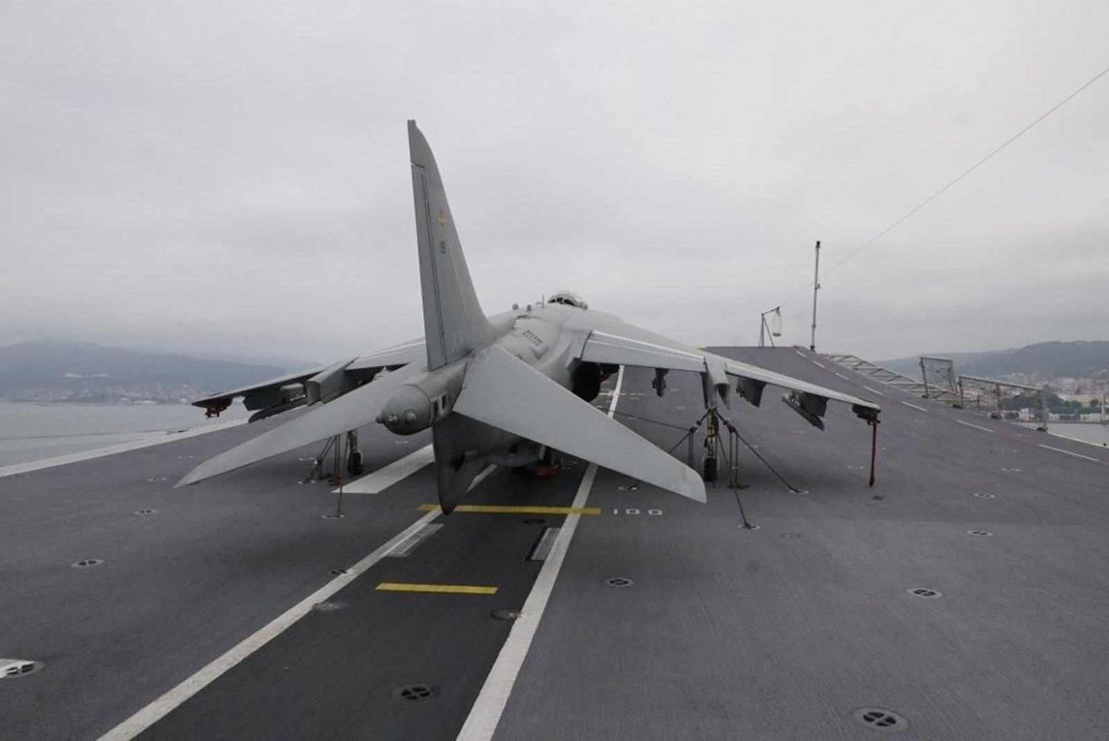 El portaviones Juan Carlos I en Vigo  (85) (1024x684)