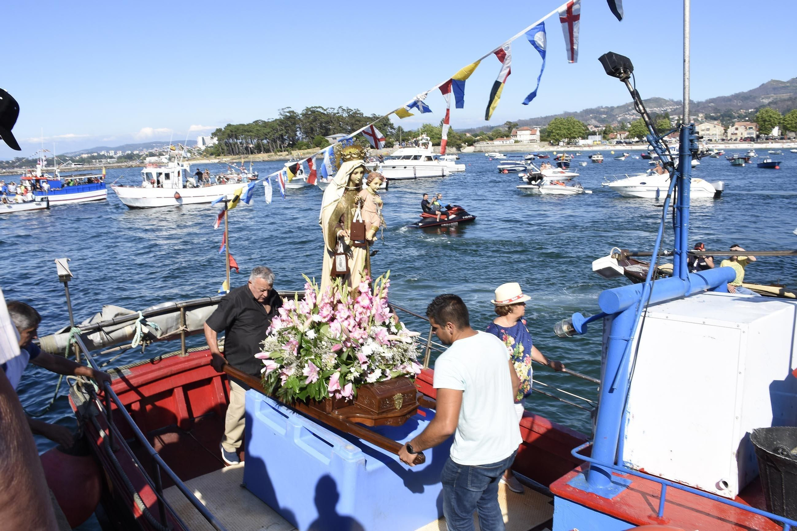La Virgen del Carmen en Coruxo 08
