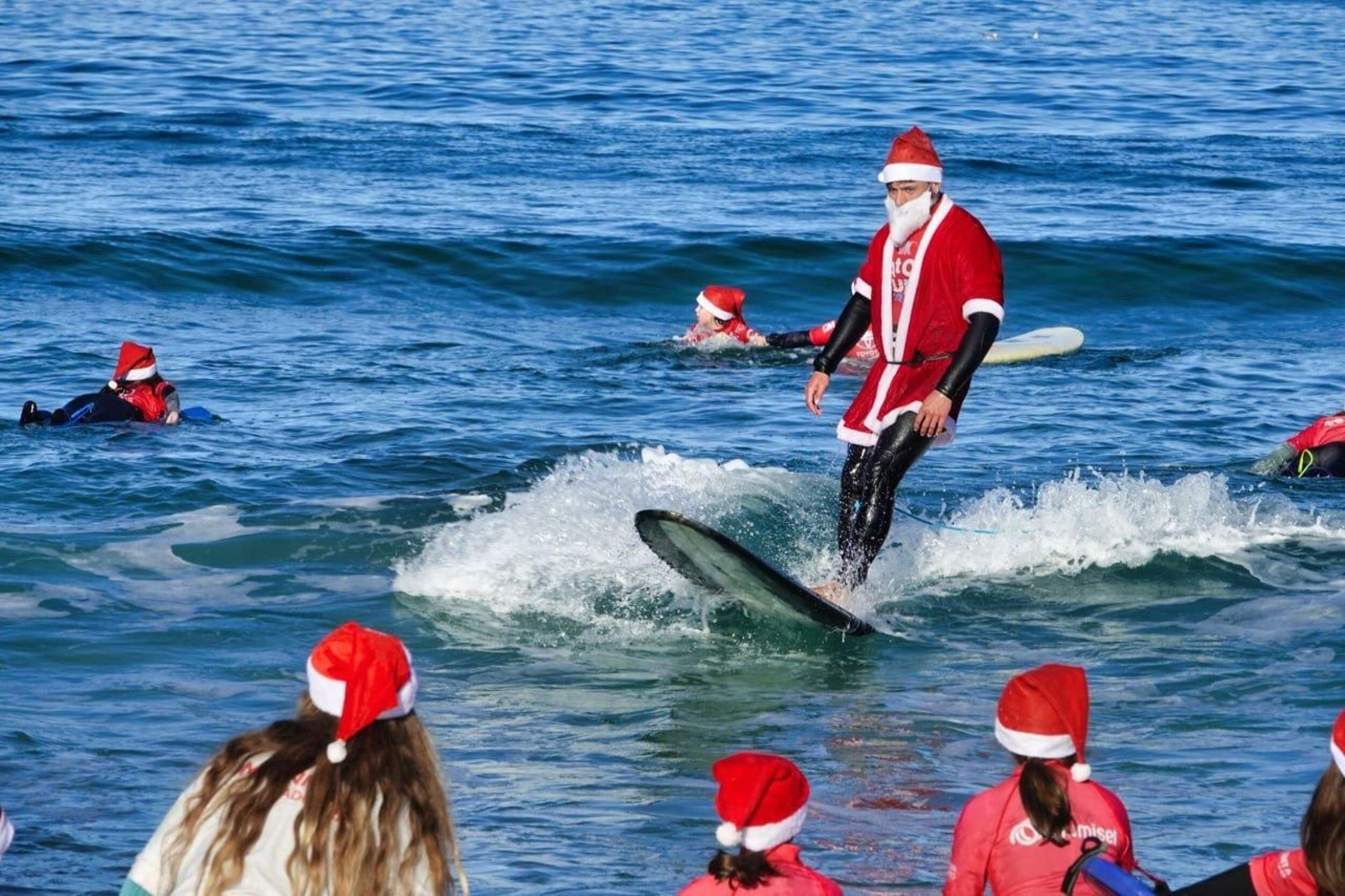 Papanoelada surfera en Patos.