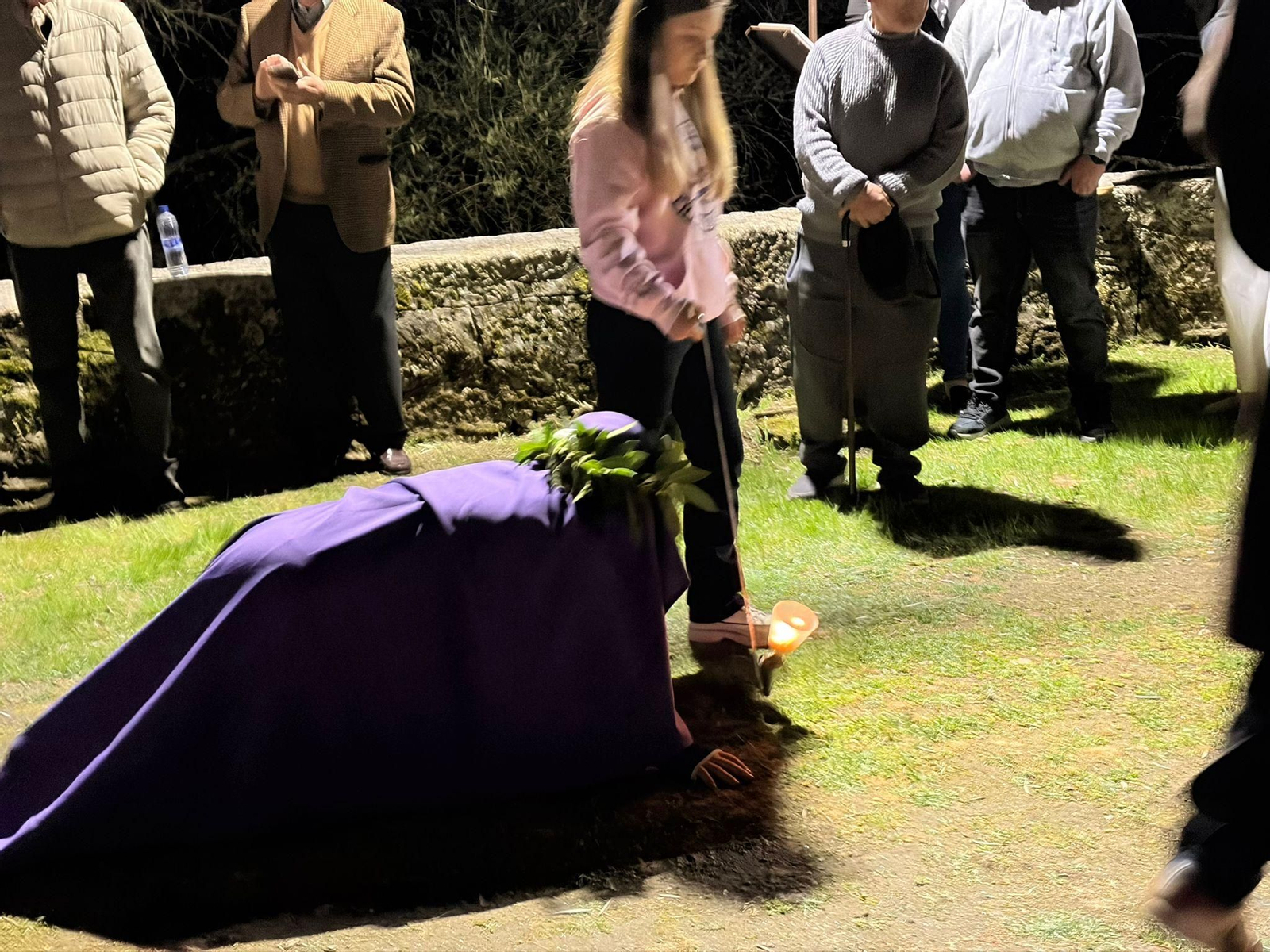 Galería | Las tinieblas y la procesión de los Penitentes conquistan Oímbra