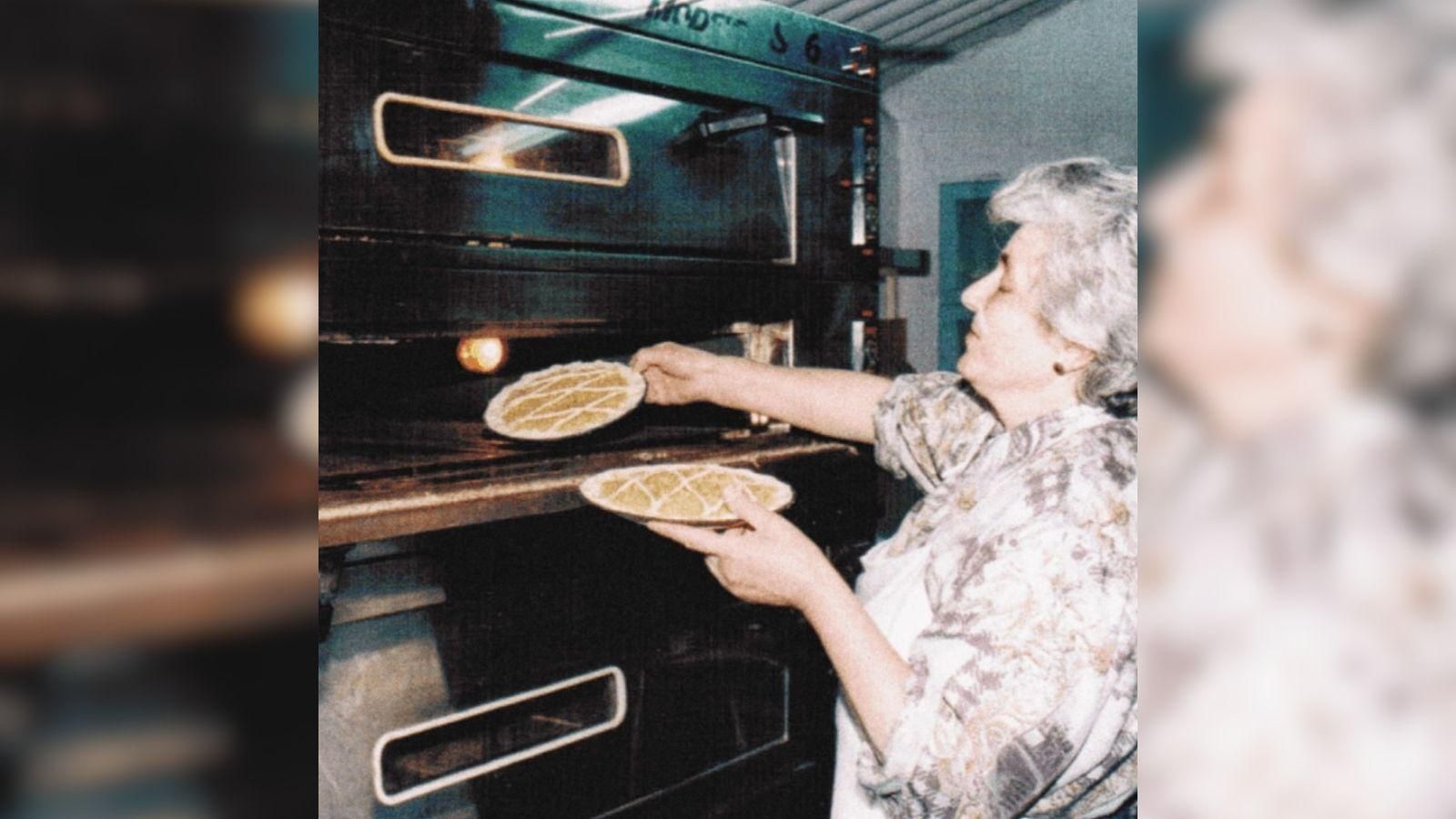 Imagen de archivo de Fina Rey en su pastelería.