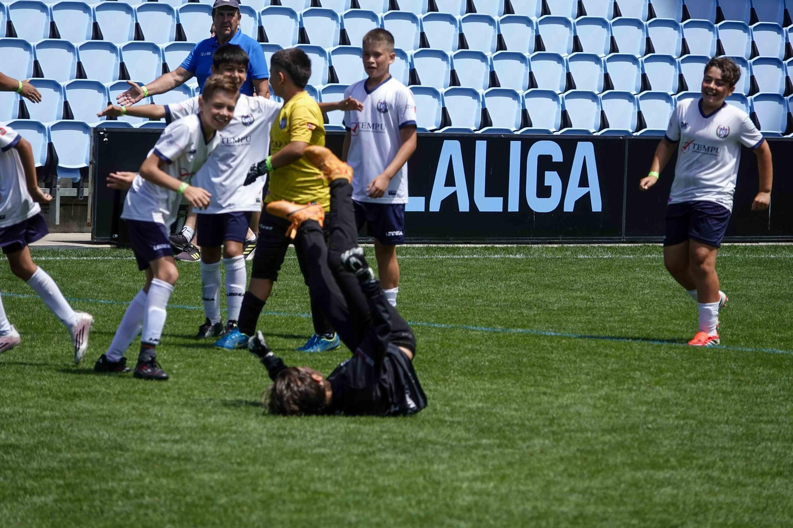 Galería | Balaídos despide la Vigo Cup con el acto de clausura y entrega de medallas