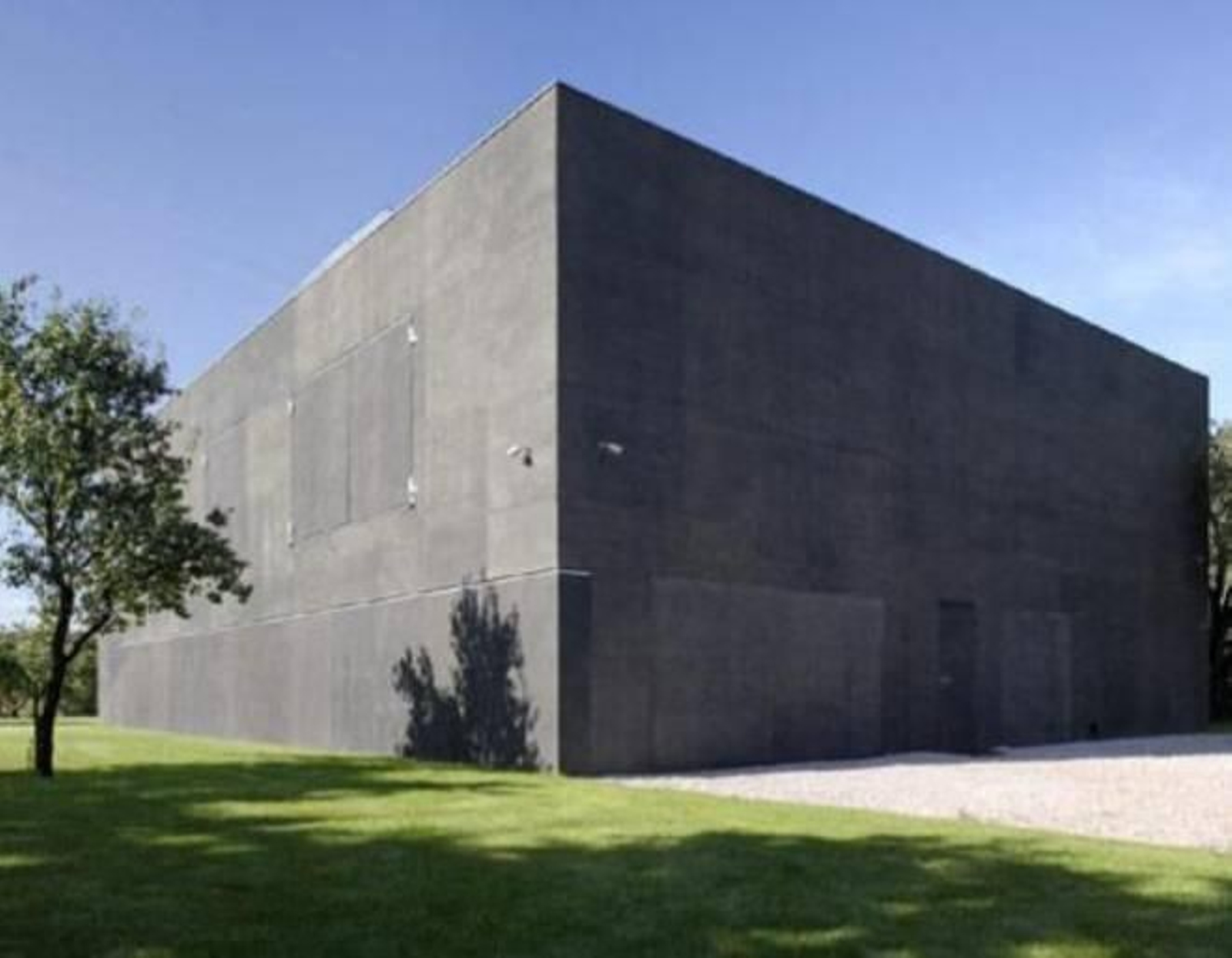 La casa se convierte en un bunker