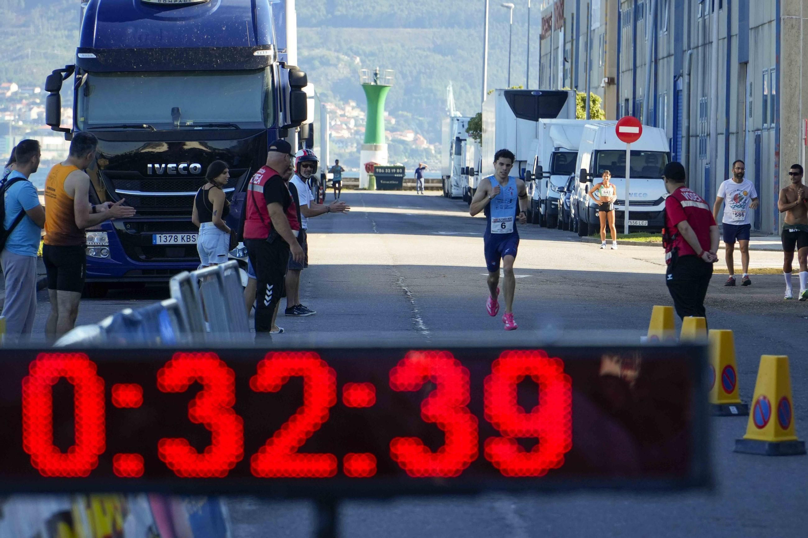 Galería | El puerto pesquero de Vigo acoge hasta cinco carreras organizadas por Carlos Adán