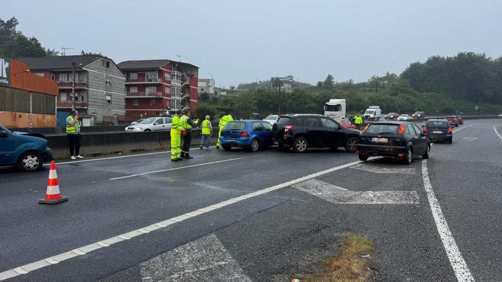 Accidente con seis vehículos en la A-55.