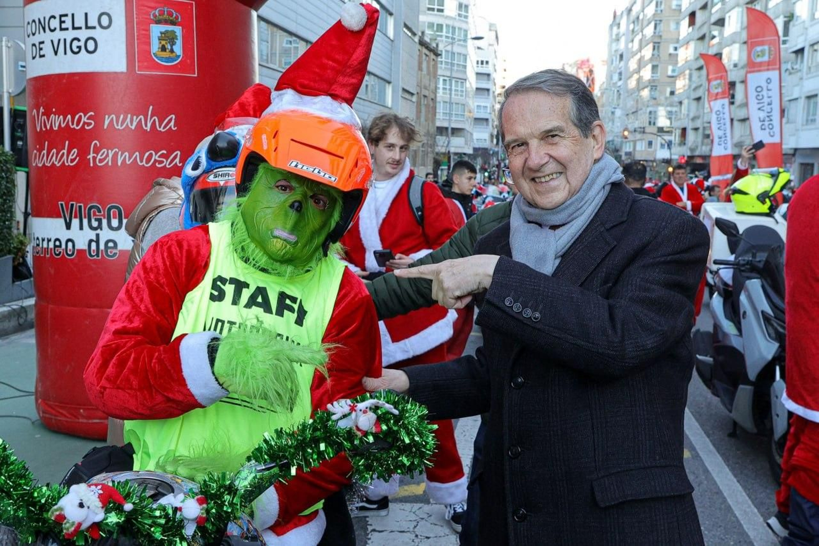 Galería | Los papanoeles moteros toman Vigo