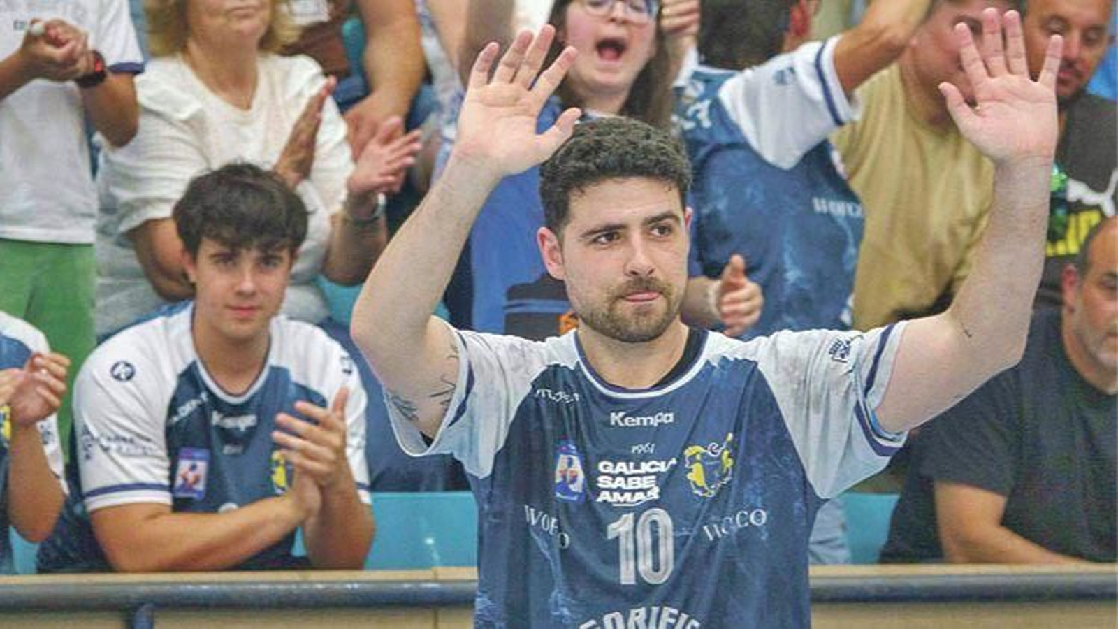 Juan Quintas finalizó su séptima temporada en Cangas.