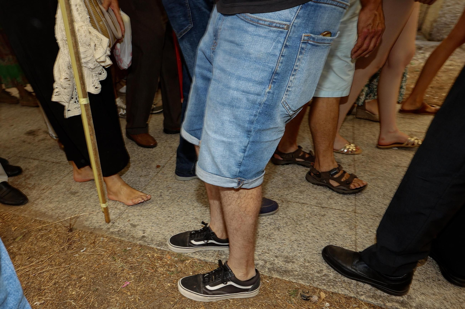 Galería | Ribarteme procesiona a Santa Marta sin "caixóns"