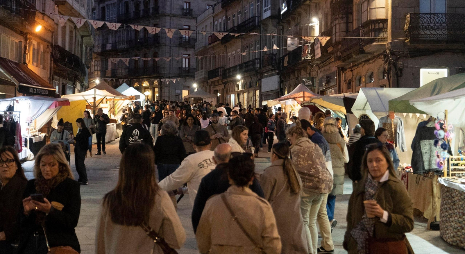Galería | Ambiente festivo en el Casco Vello para celebrar la Reconquista