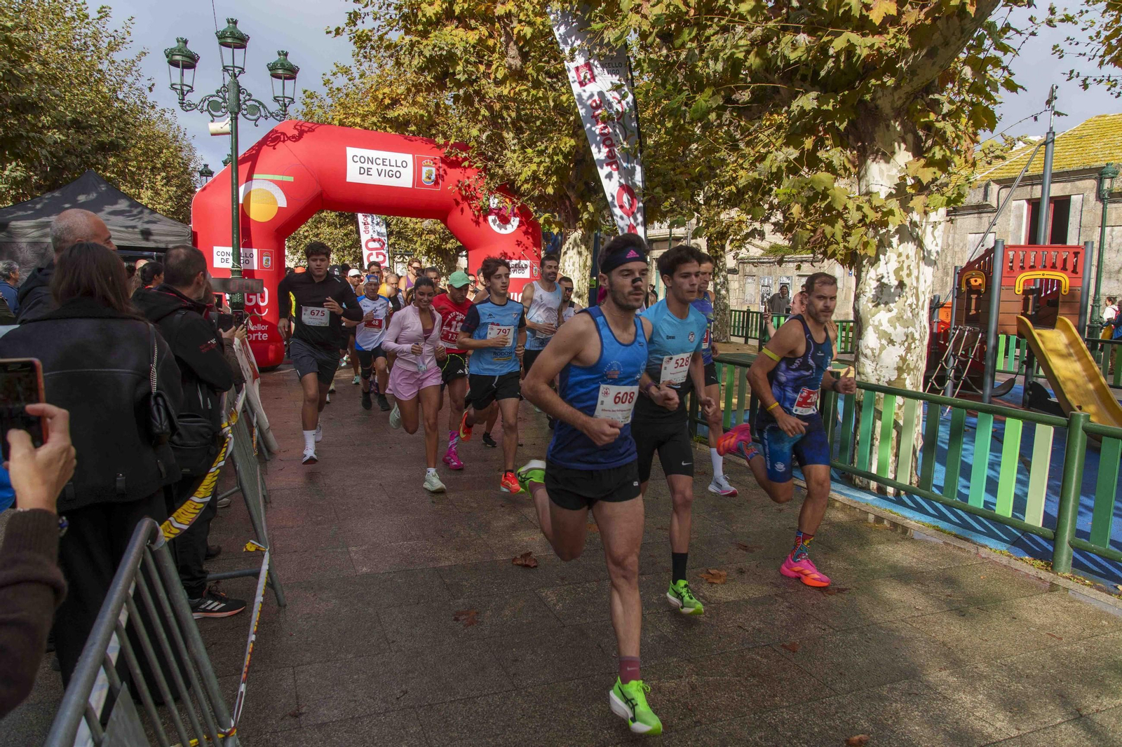 Galería | Carrera por la esclerosis múltiple en Bouzas