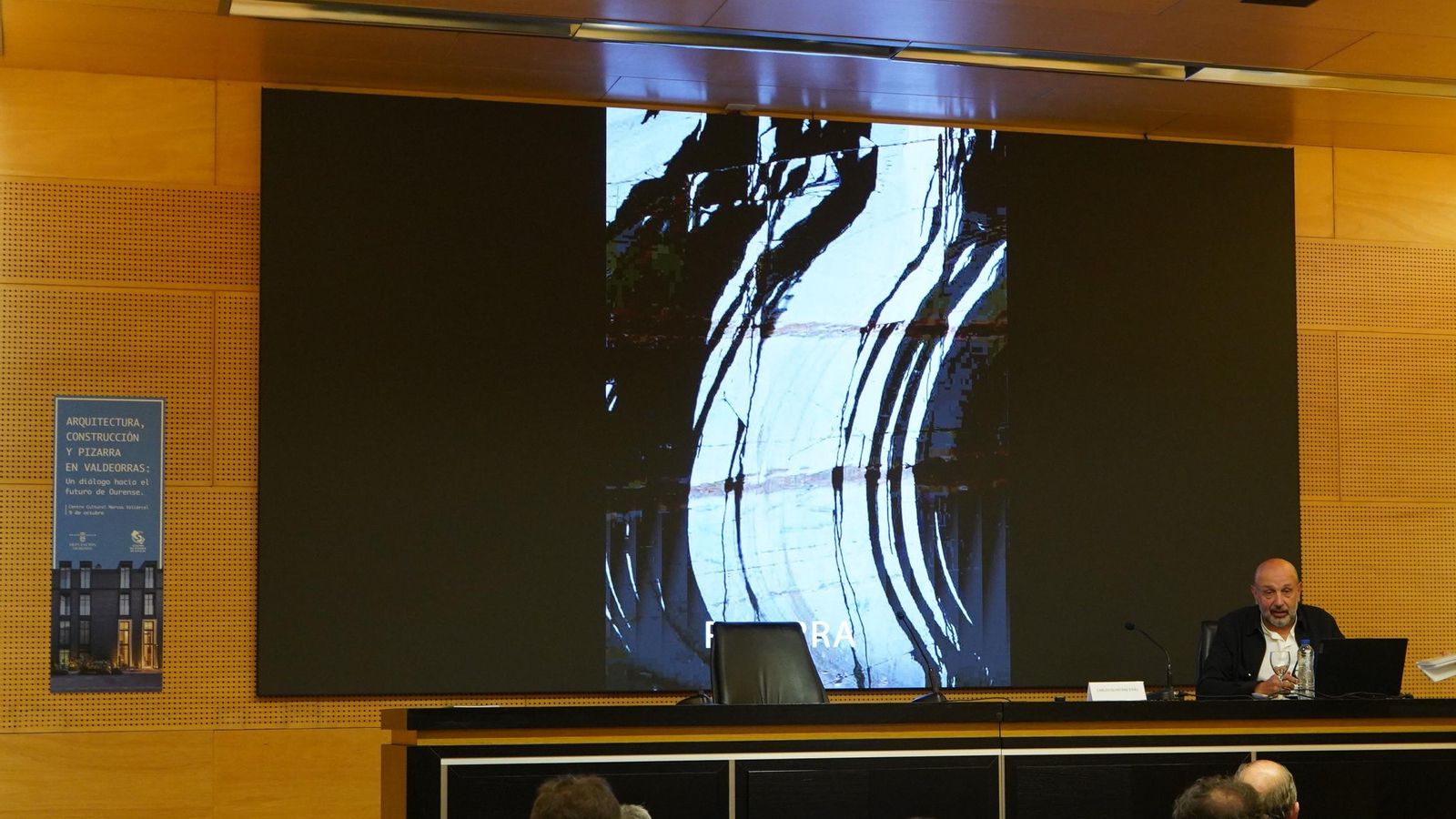 Carlos Quintáns durante su ponencia.