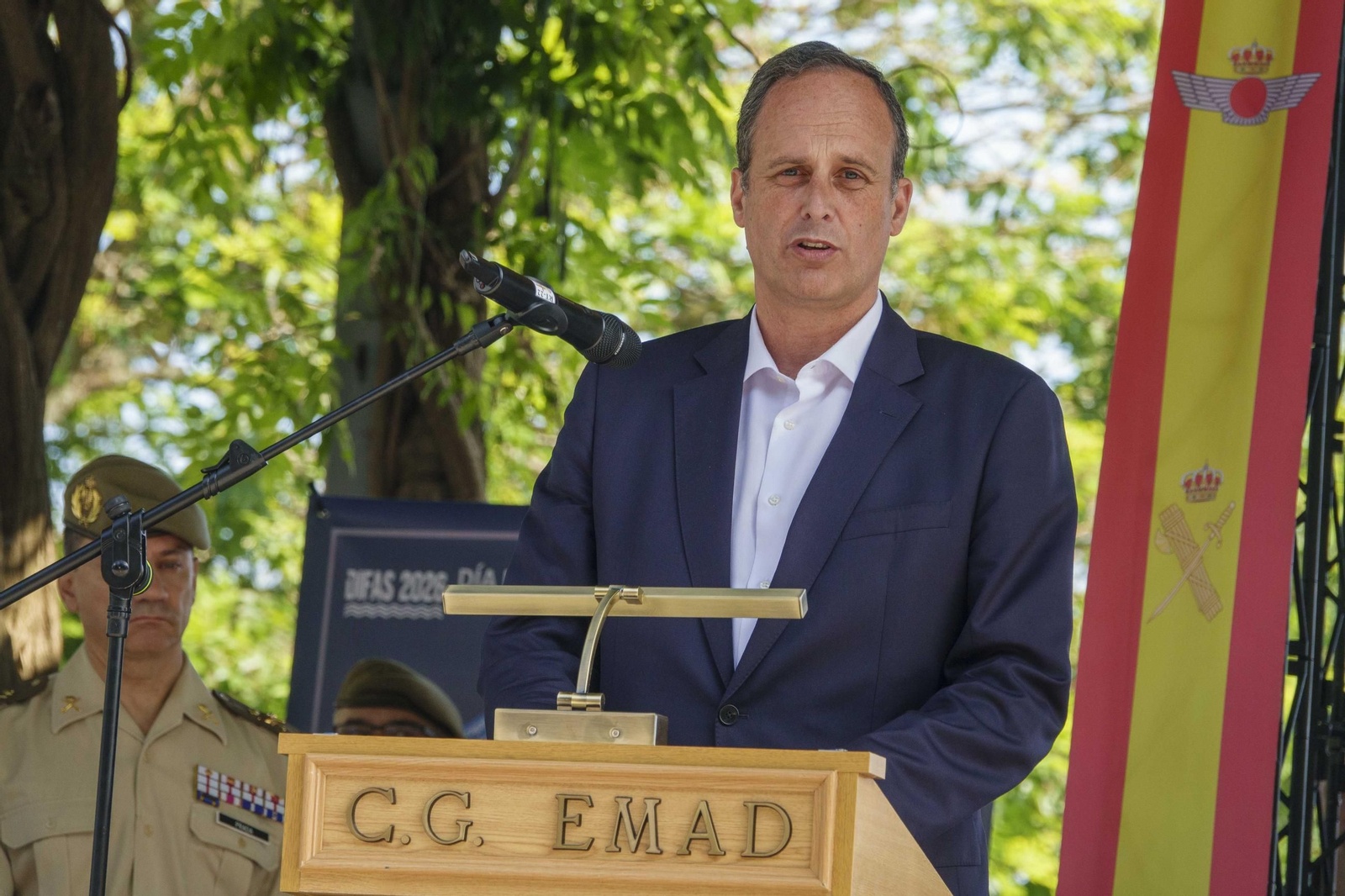 Galería | Comienza la programación del Día de las Fuerzas Armadas en Vigo