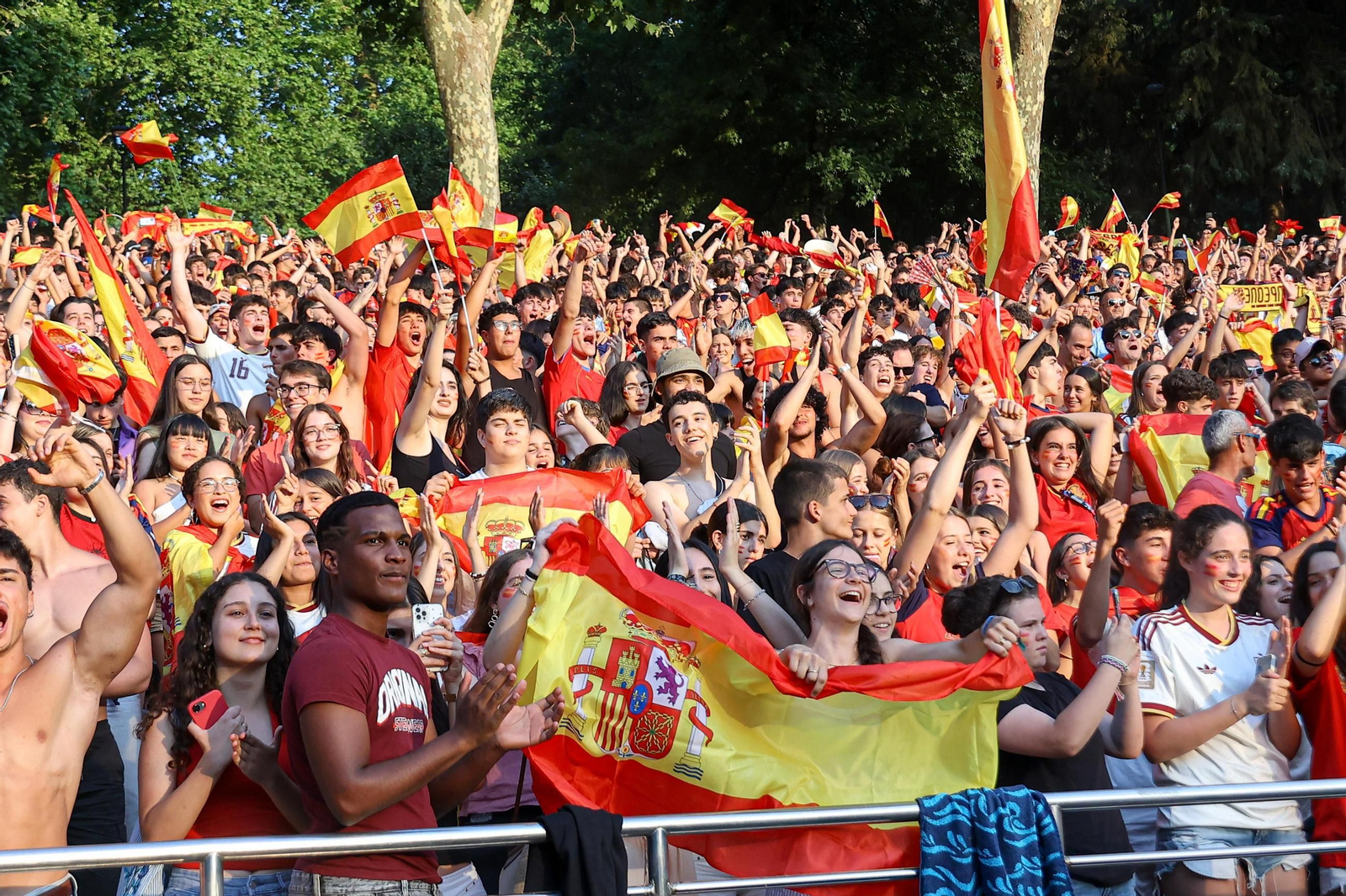 Galería | Vigo celebra la victoria de España en el Mundial 2026
