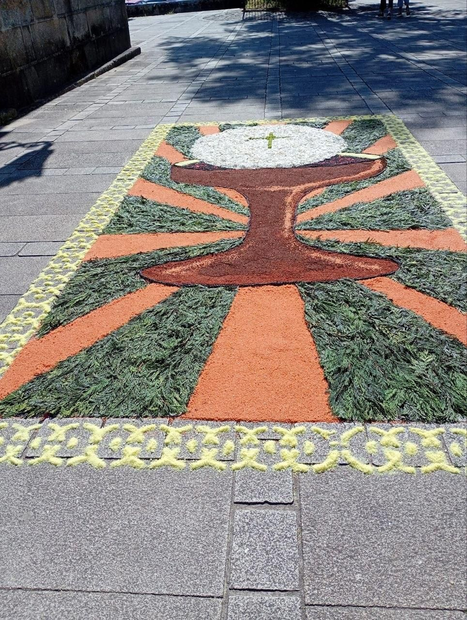 Alfombras florales y procesión del Corpus en Bouzas.