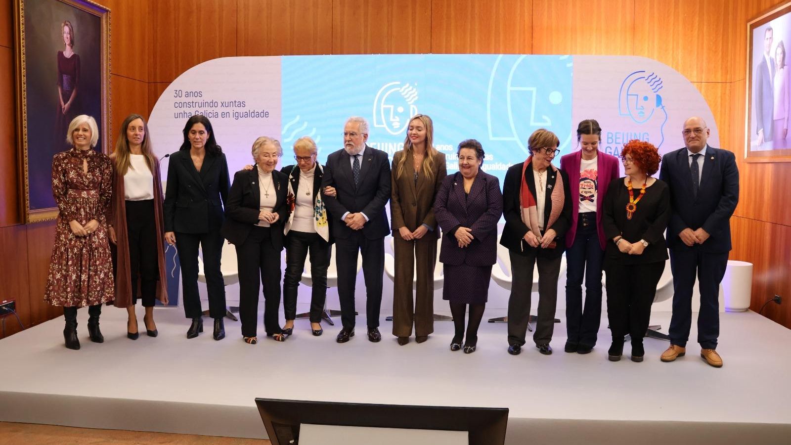 El Parlamento de Galicia conmemora el 30 aniversario de la Conferencia Mundial sobre las Mujeres en Beijing.