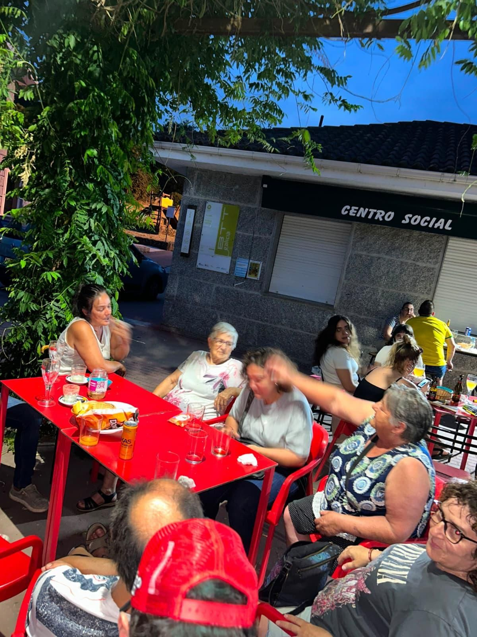 Galería | Sardiñas, lume e tradición no San Xoán de Vilar de Santos