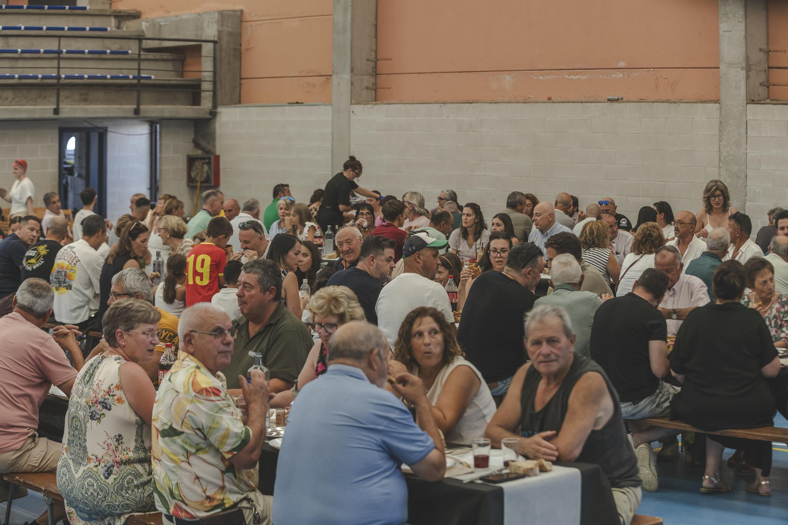 Galería | A Merca disfruta de una gran Festa do Porco ó espeto, en fotos