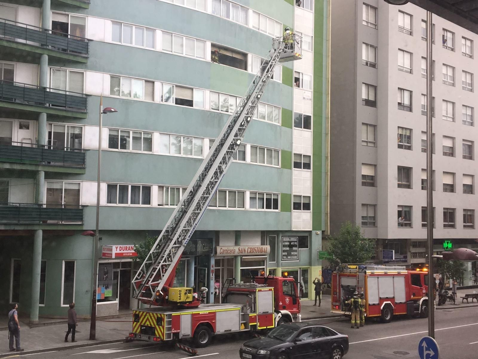 Un incendio en Vigo deja a una persona afectada por inhalación de humo